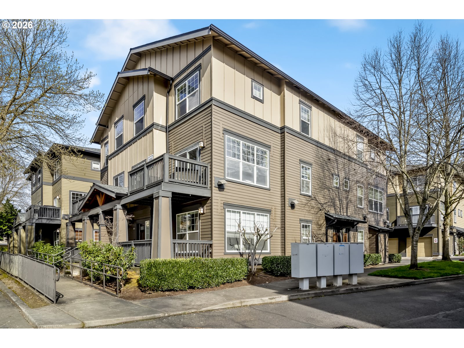 1100 170TH AVE - RMLS #101873886