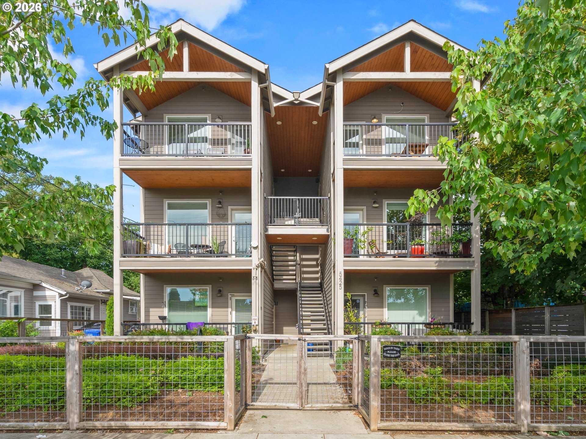 5425 MINNESOTA AVE - RMLS #105340994