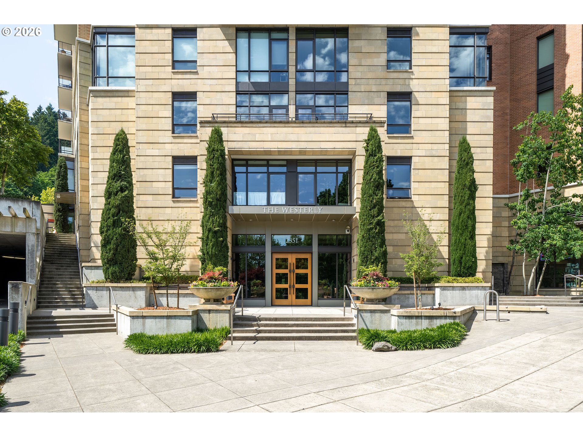 2351 WESTOVER RD - RMLS #126455185