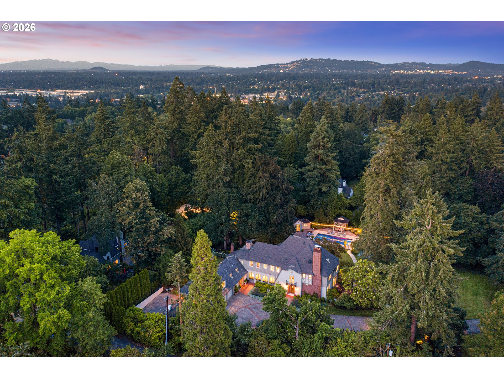 1905 GREENWOOD RD - RMLS #138611139