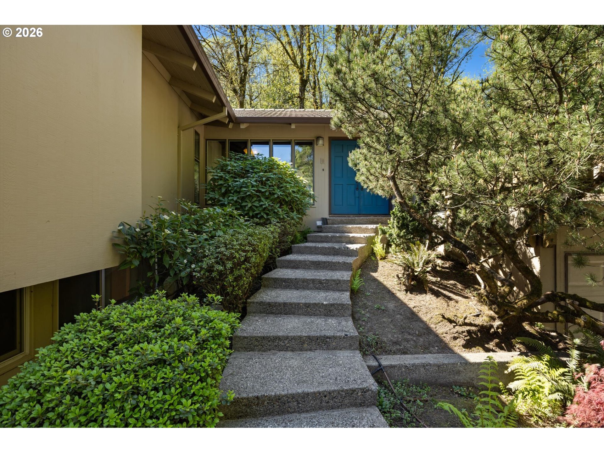 560 MILBURN CT - RMLS #147573808