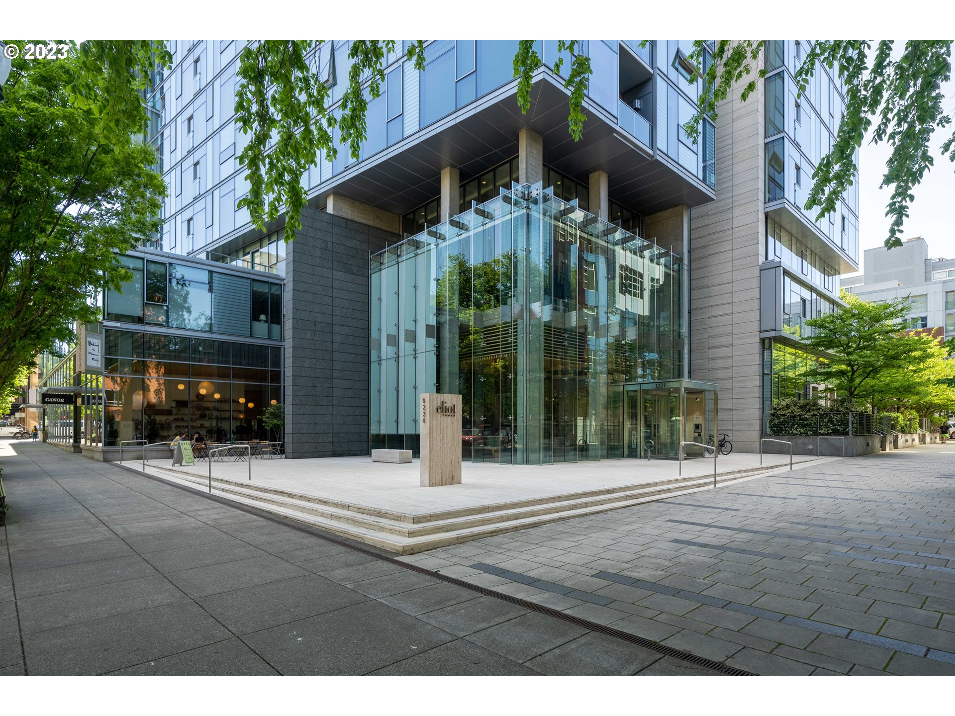 1221 10TH AVE - RMLS #153892449