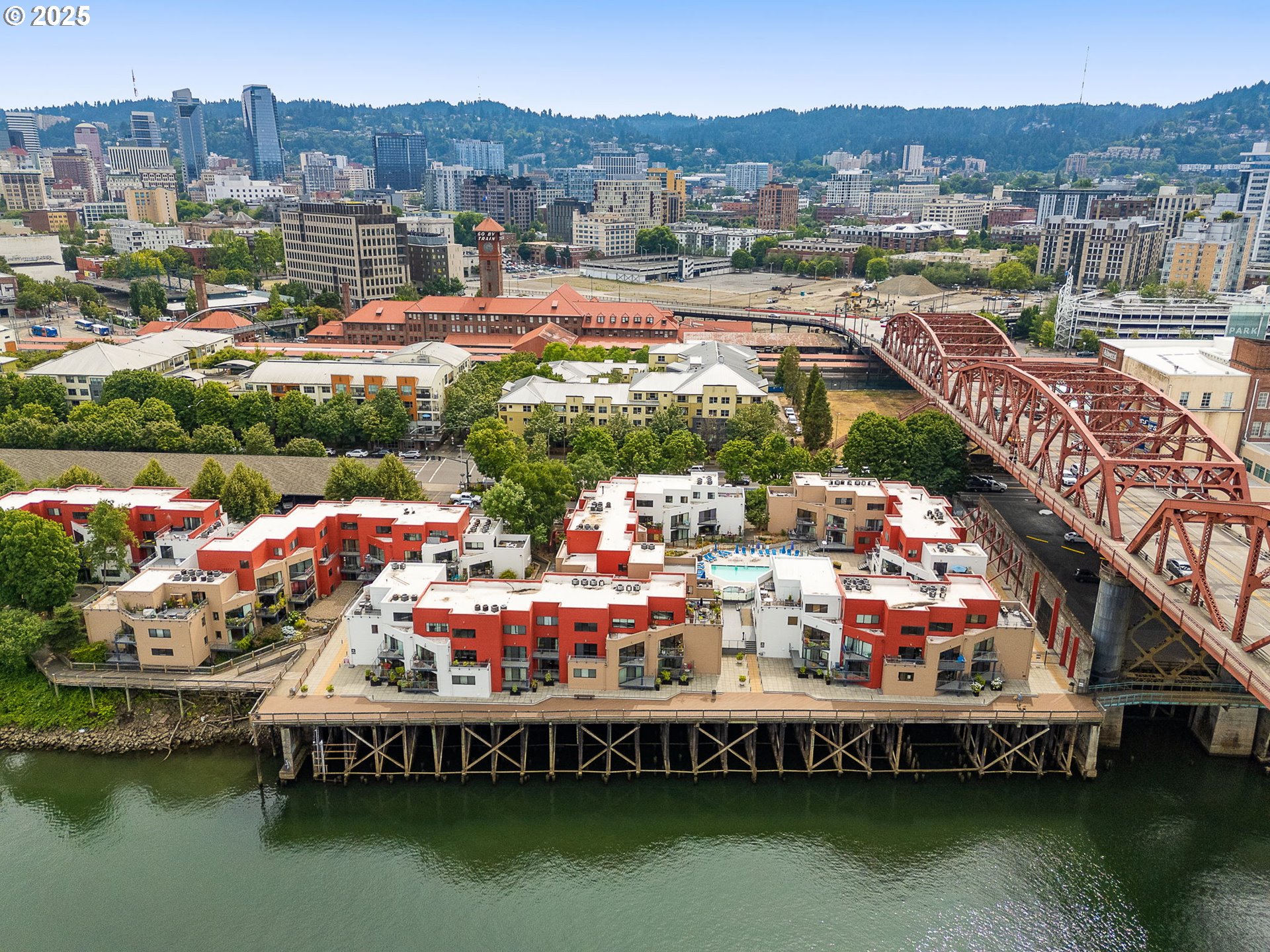 1010 NAITO PKWY - RMLS #157162926