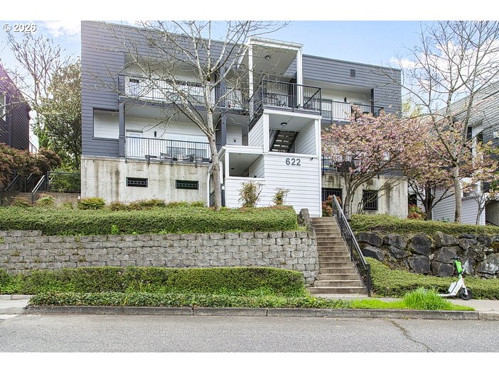 622 NEVADA ST - RMLS #213644735