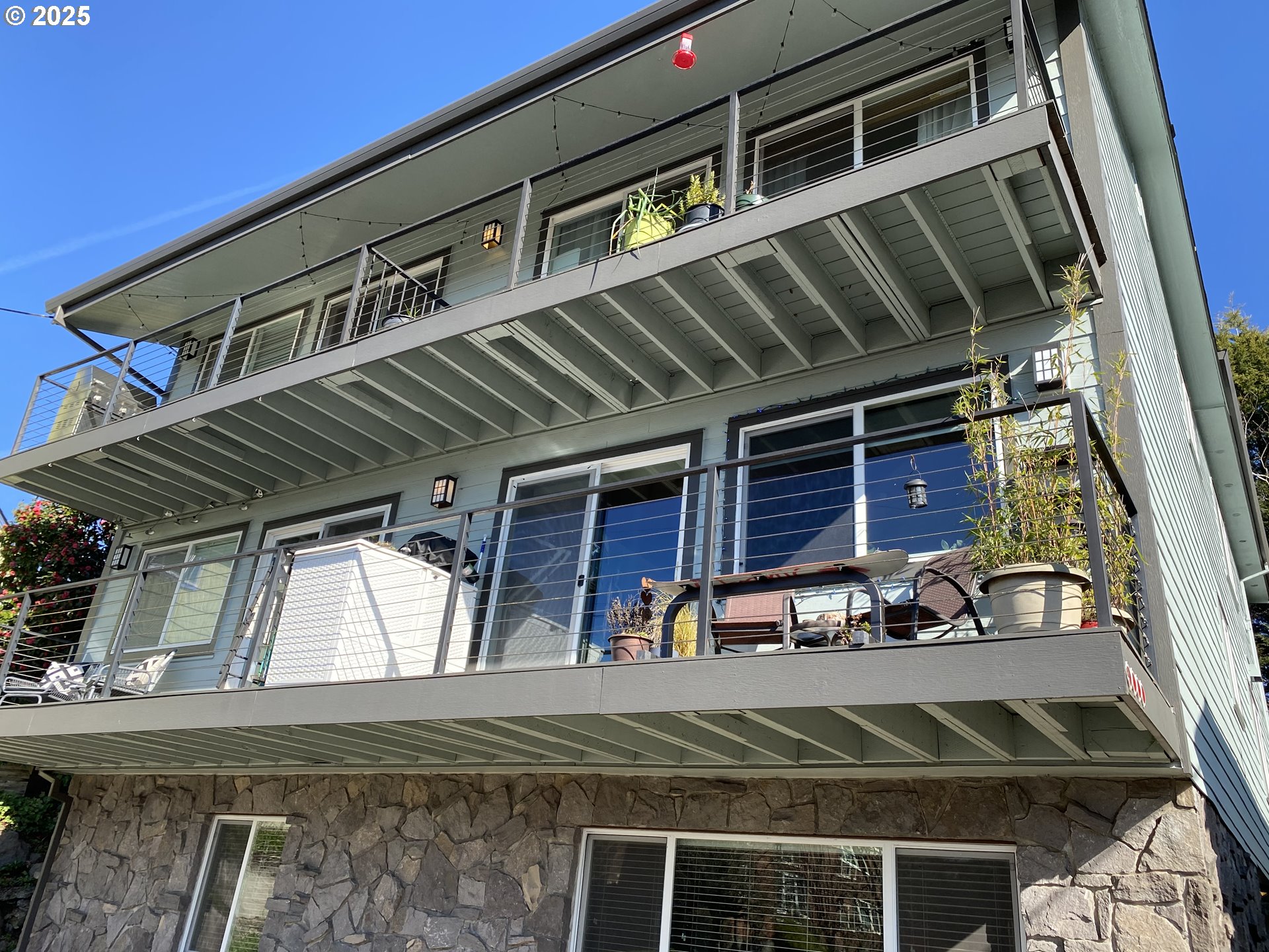 5715 SACRAMENTO ST - RMLS #214754200