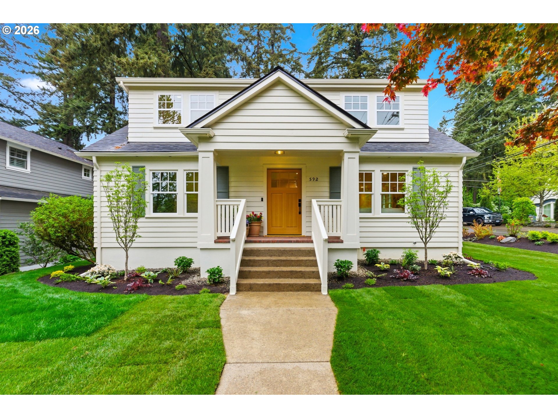 592 9TH ST - RMLS #216596060
