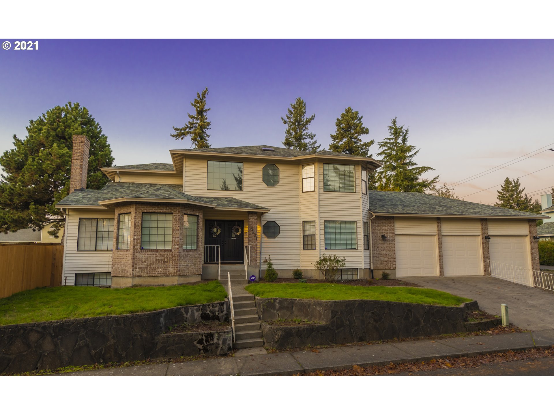 16121 SAN RAFAEL ST - RMLS #218799050