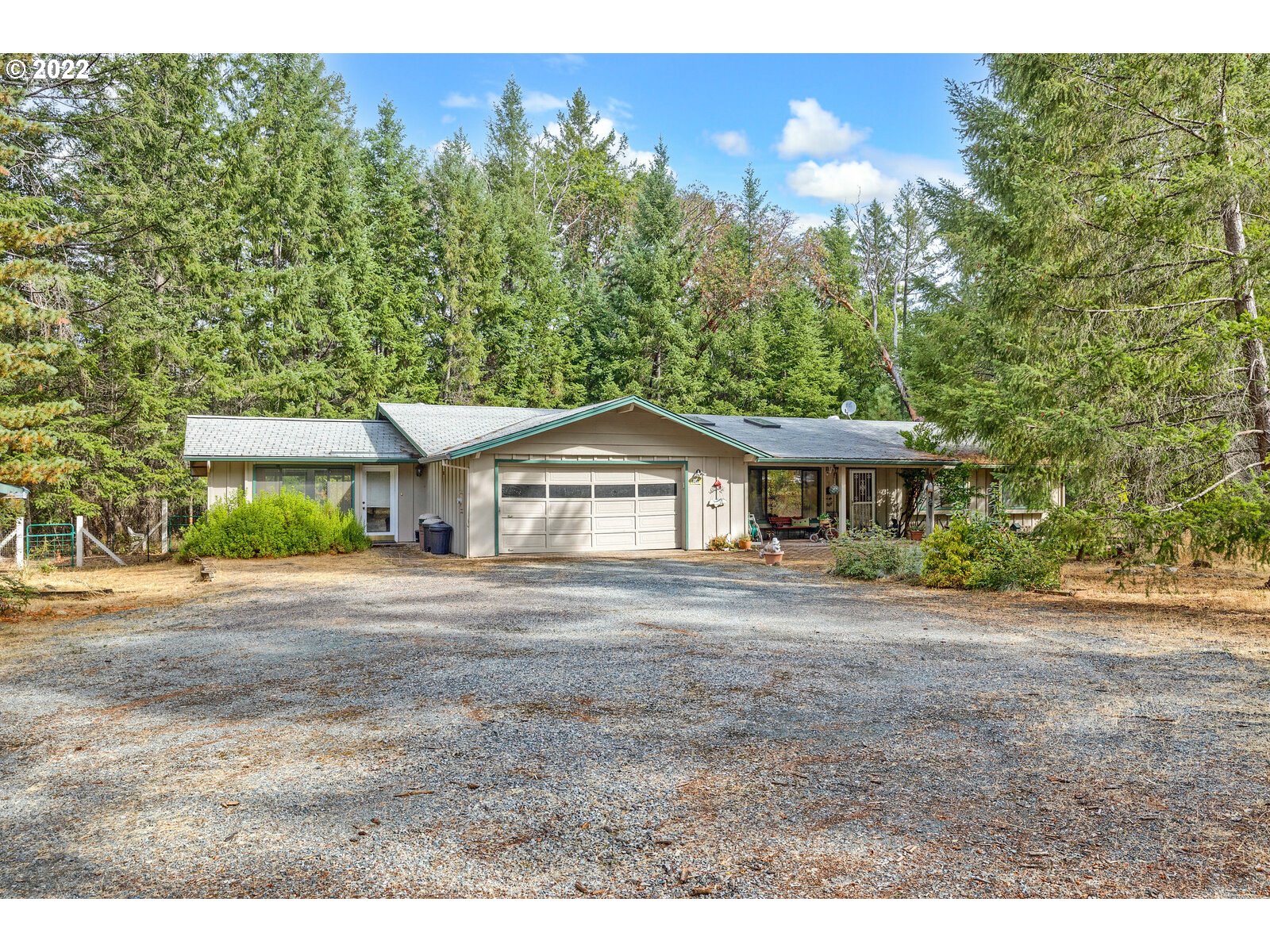 3217 RIVERBANKS RD - RMLS #22596755