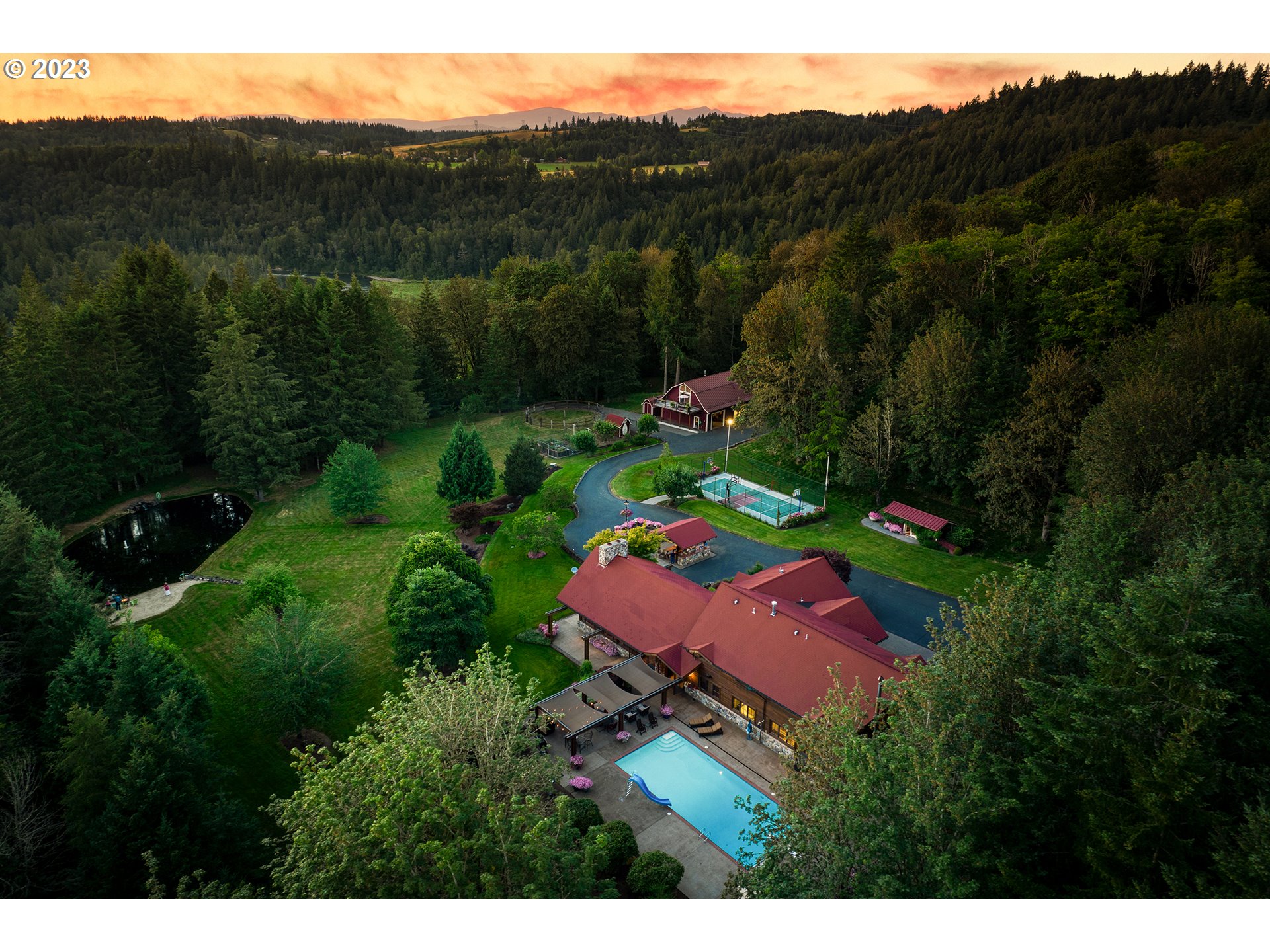 37573 GORDON CREEK RD - RMLS #23458789