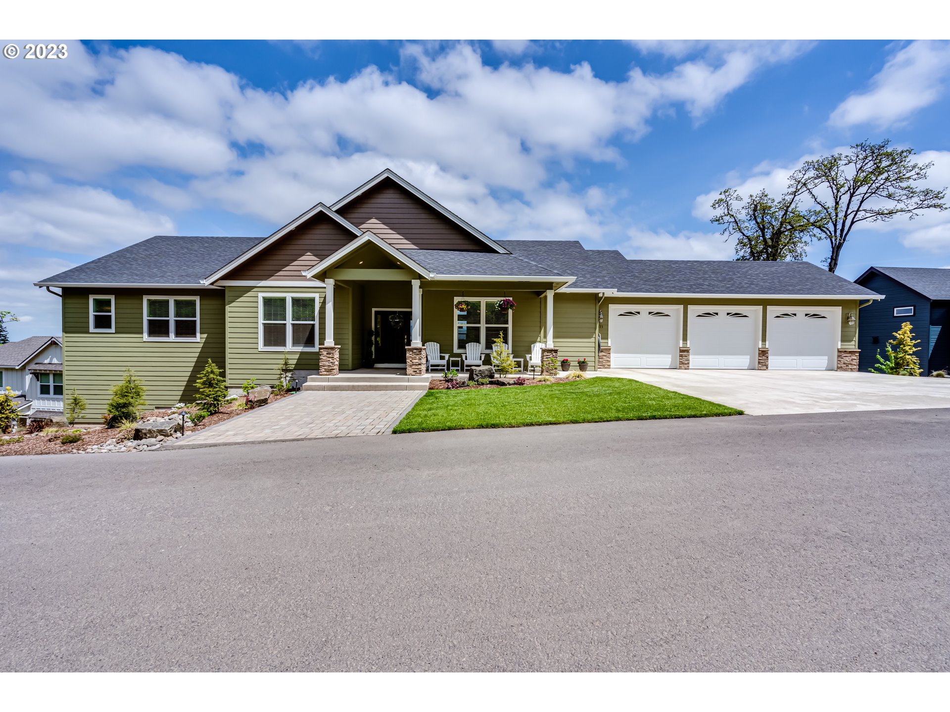 2623 CASCARA DR - RMLS #23487249