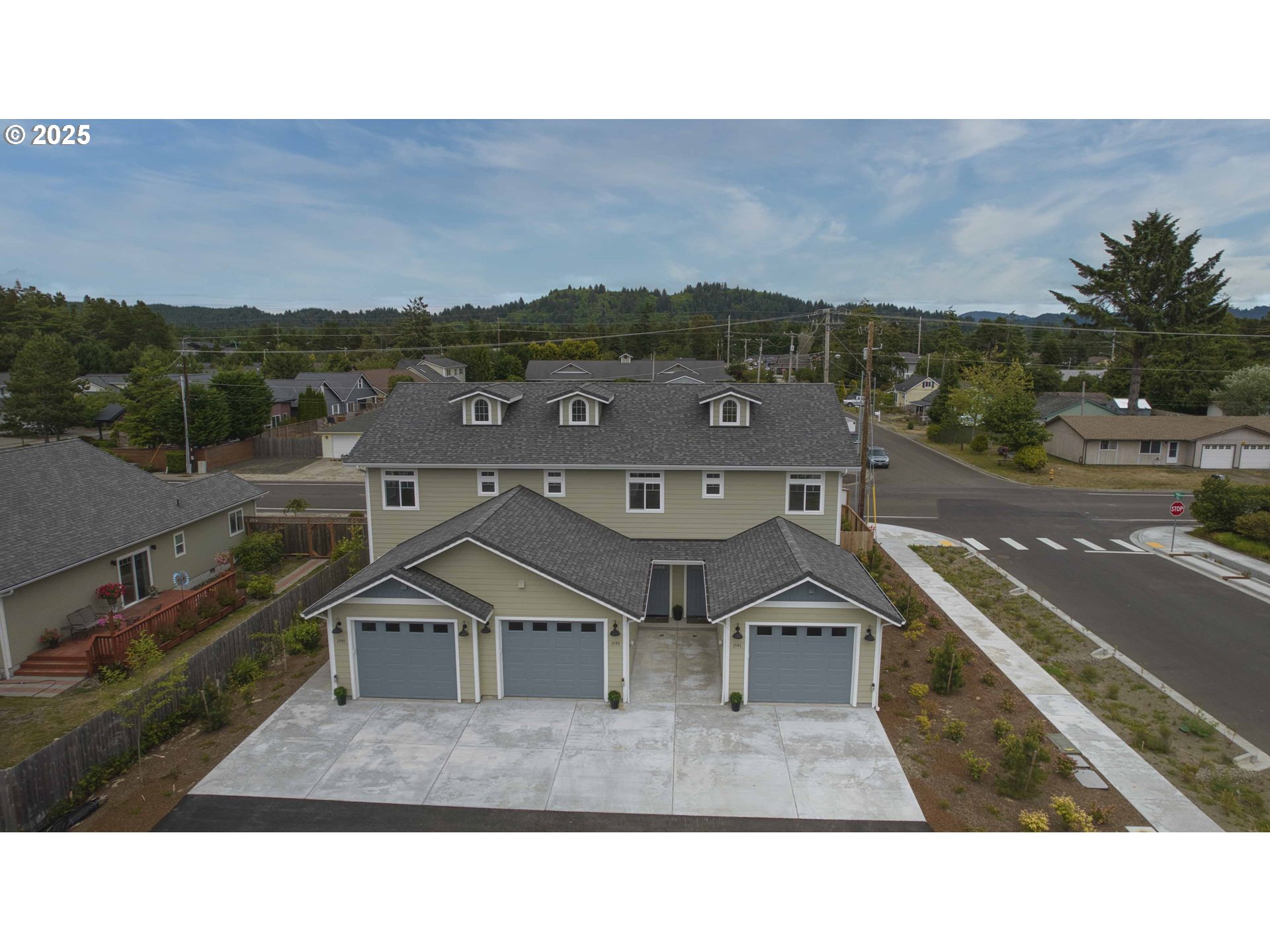 1595 37th ST - RMLS #24024694