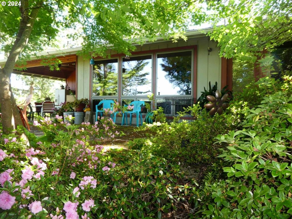 242 ROCKY POINT LN - RMLS #24095960