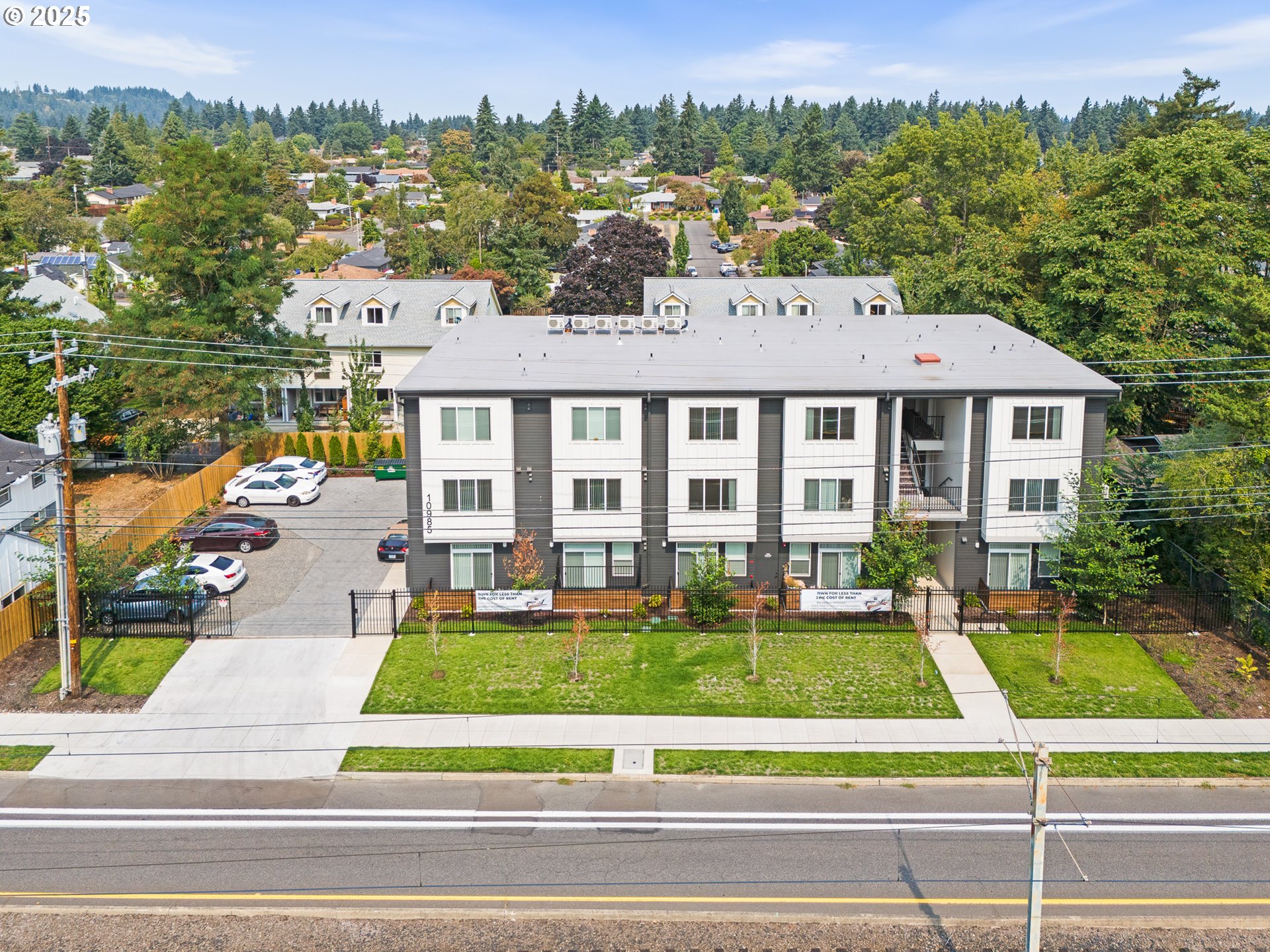 10985 Burnside ST - RMLS #24127460