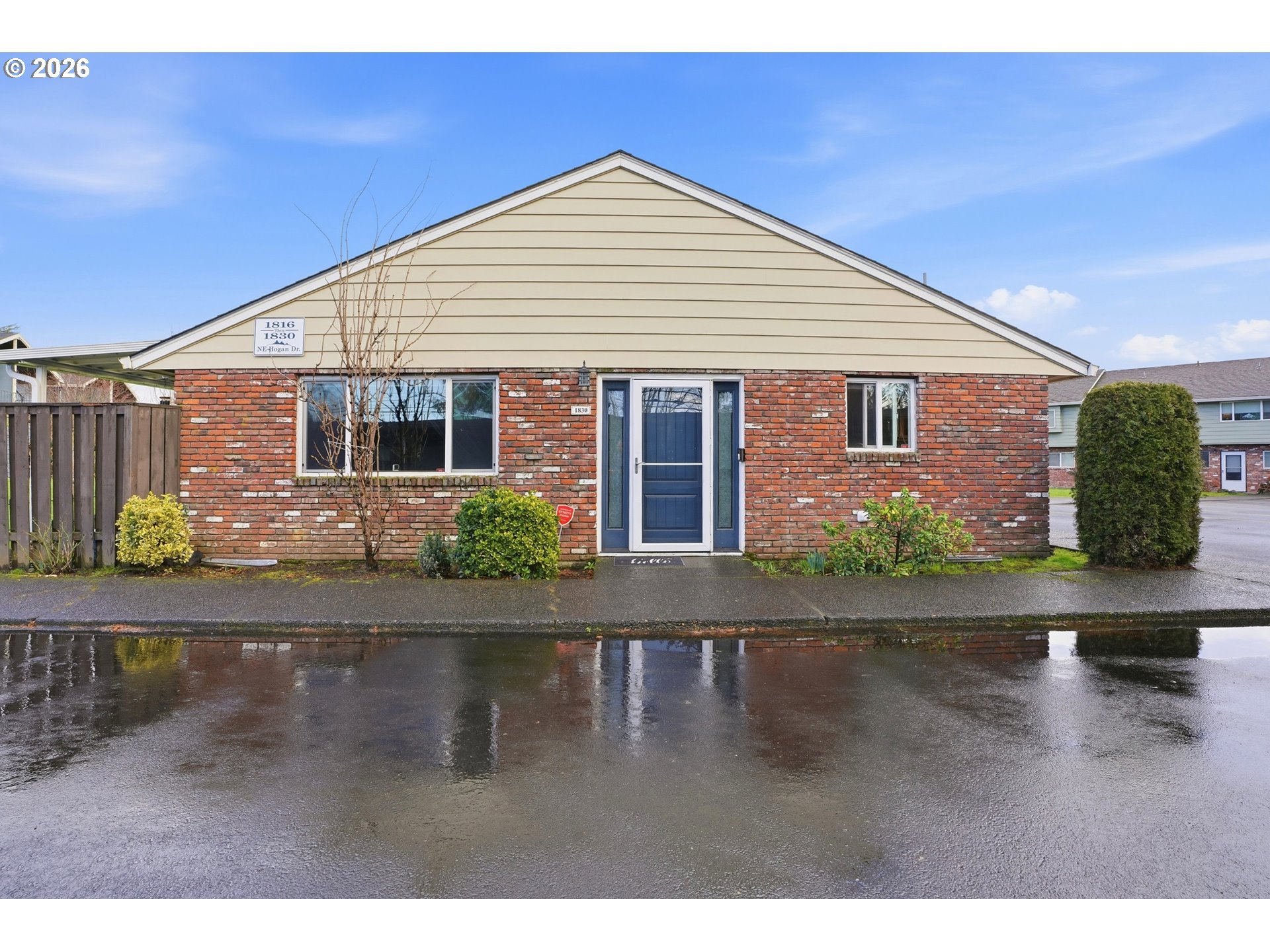 1830 HOGAN DR - RMLS #243692147