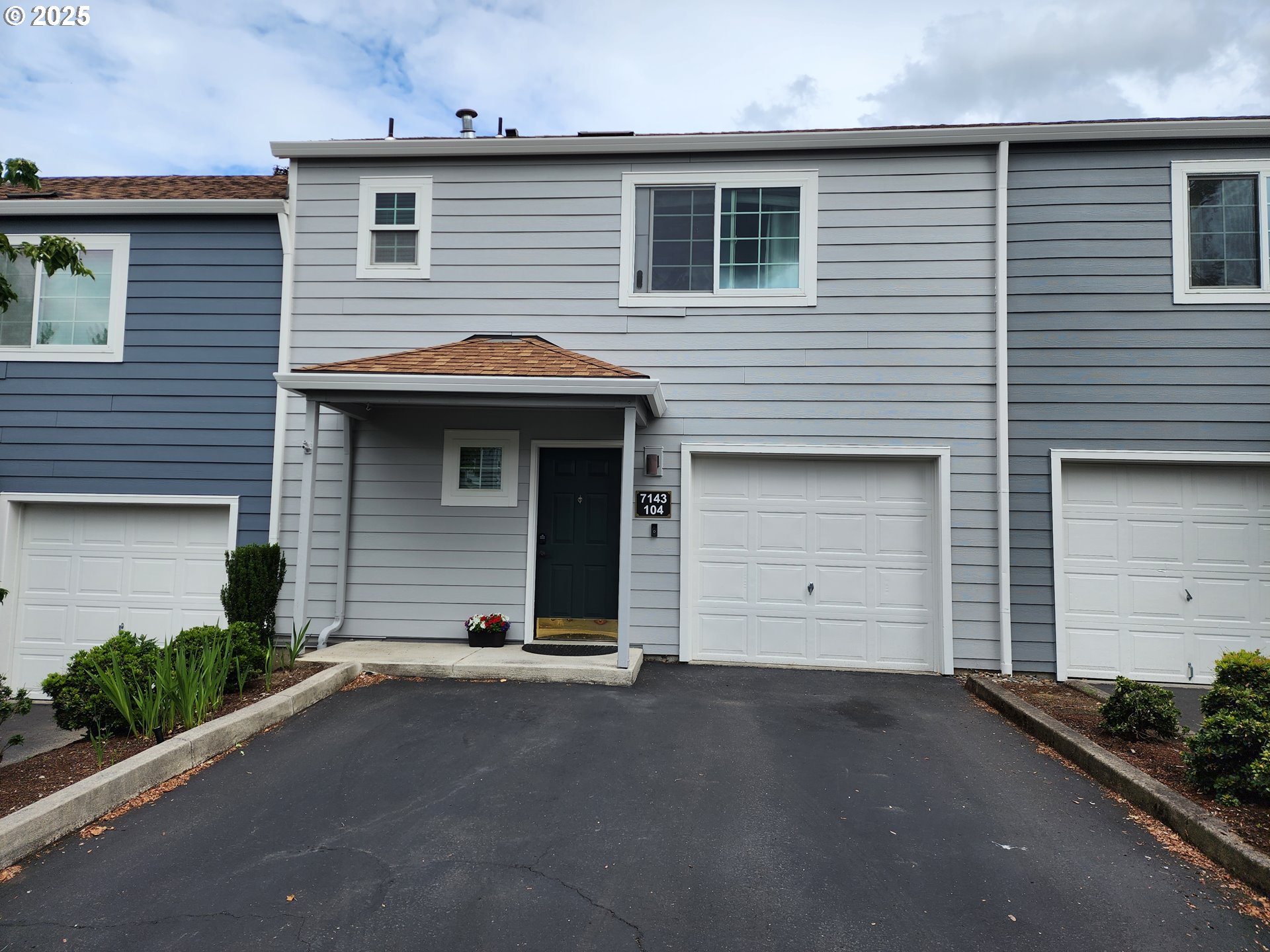 7143 SAGERT ST - RMLS #243826121