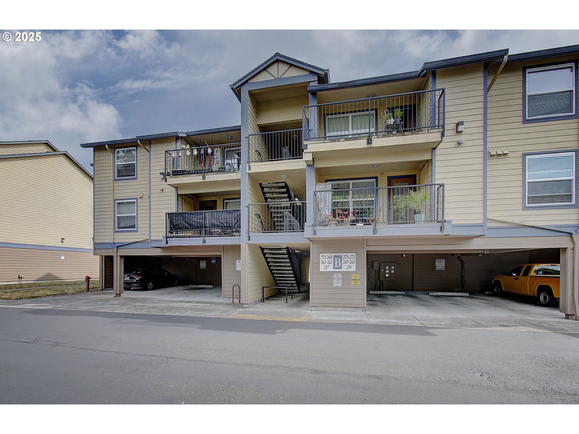 275 162ND AVE - RMLS #246989229