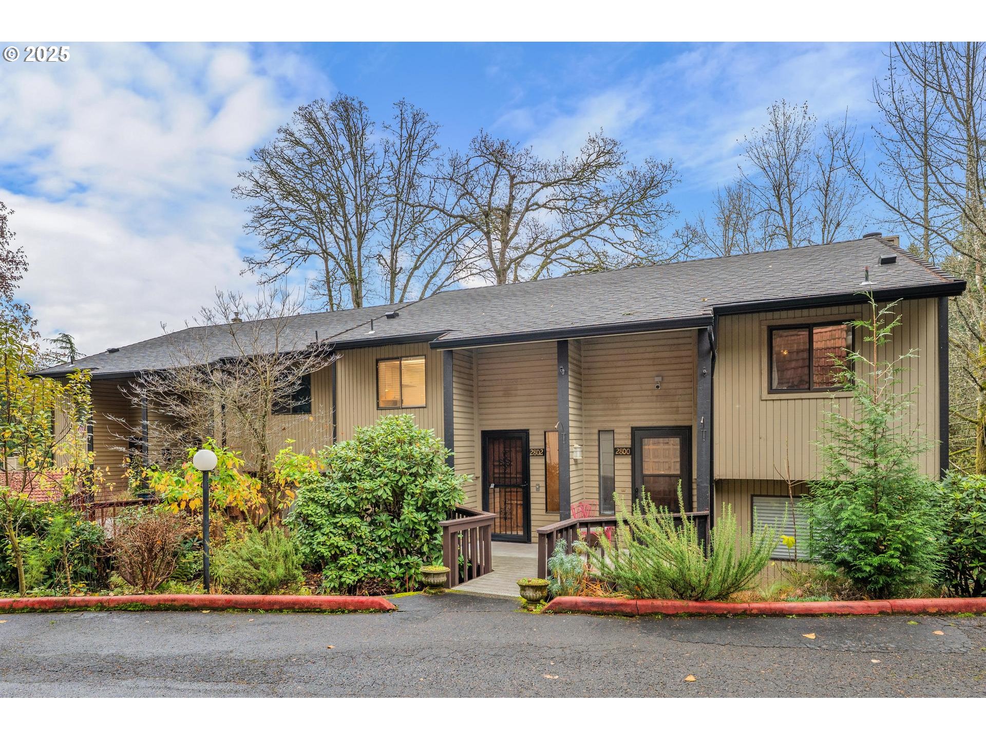 2802 TREETOP LN - RMLS #266479821