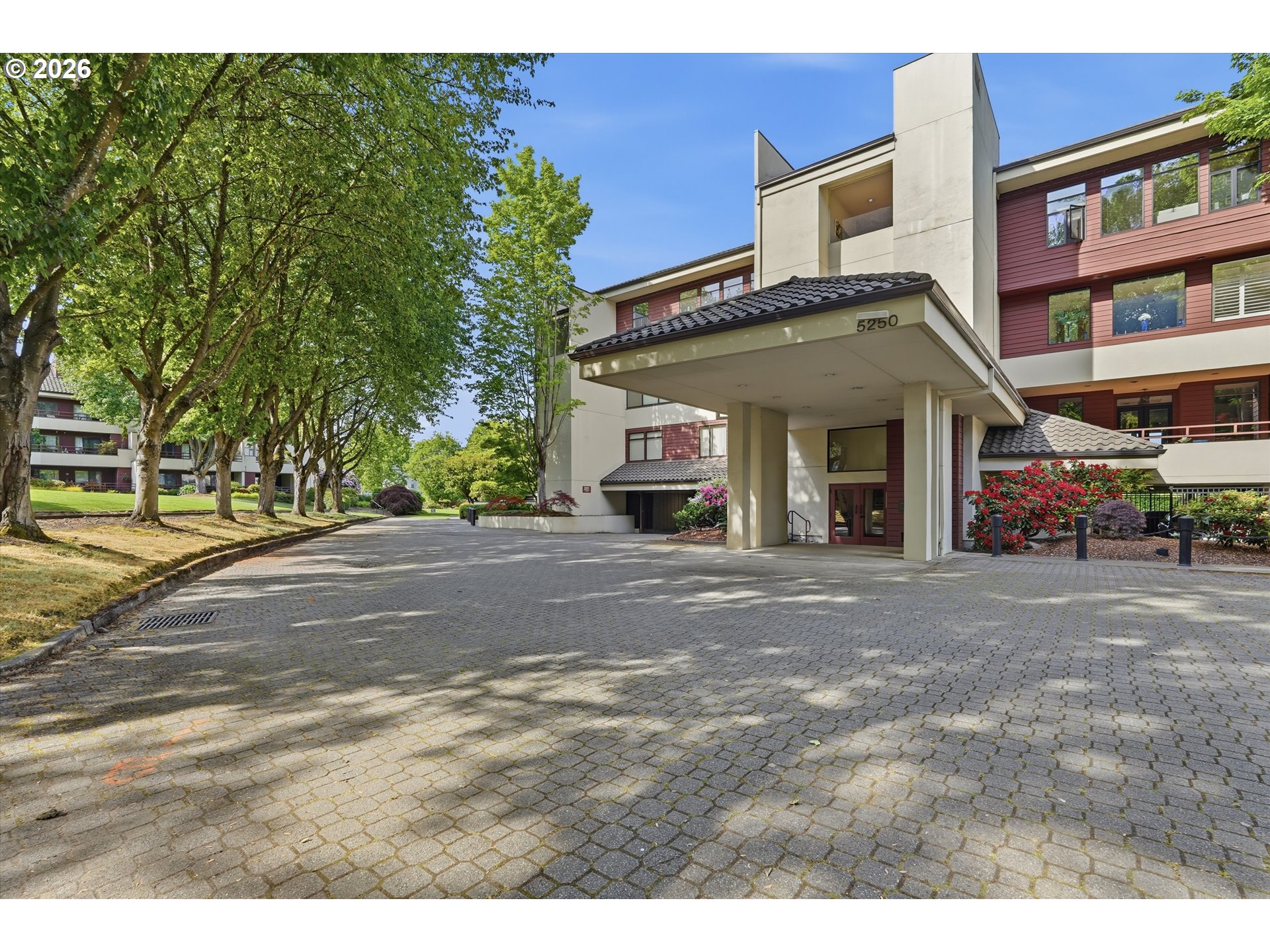 5250 LANDING DR - RMLS #292153713
