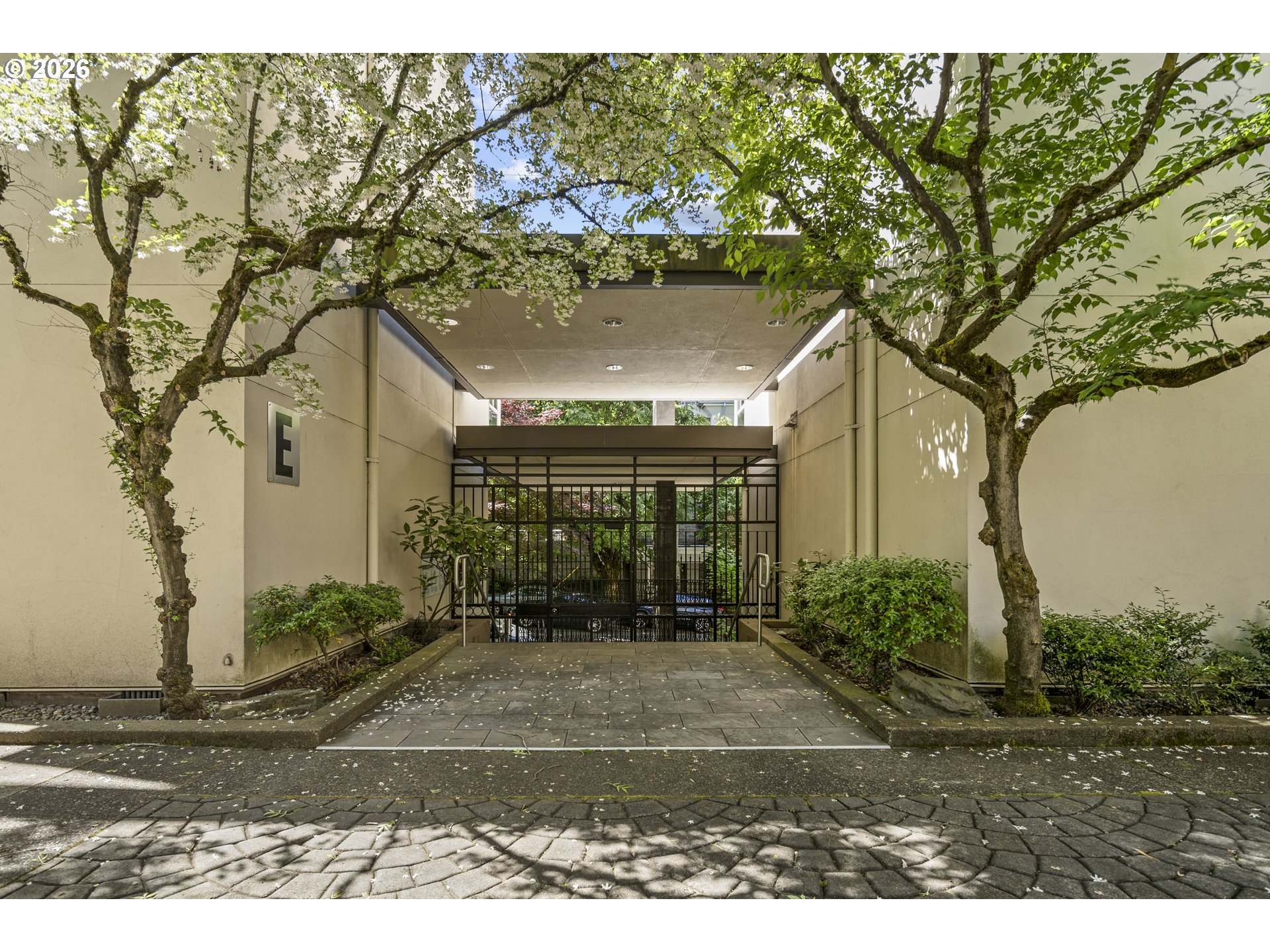 1535 CLAY ST - RMLS #325714798