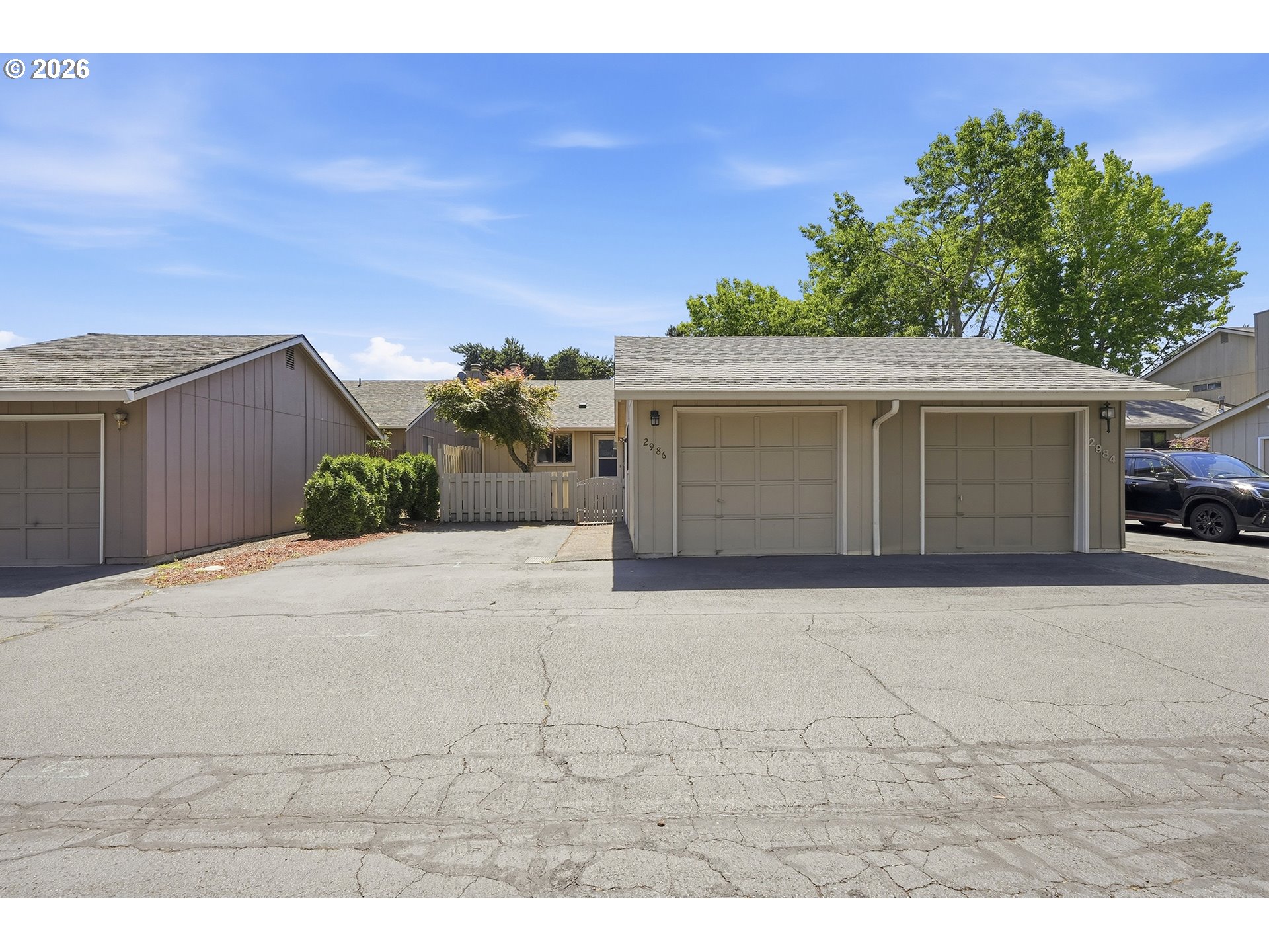 2986 BLUE BIRD DR - RMLS #350528057