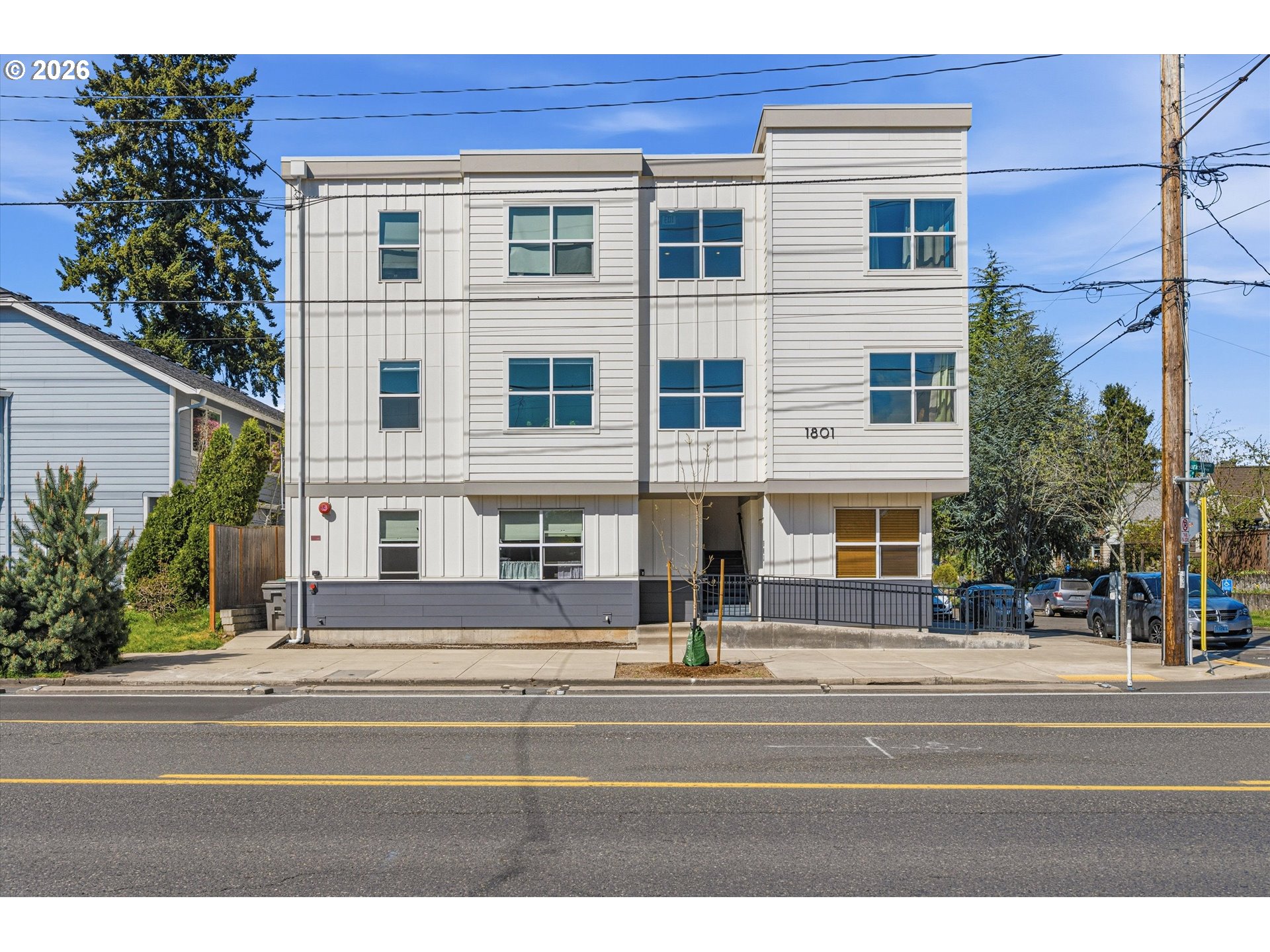 1801 ROSA PARKS WAY - RMLS #359765959