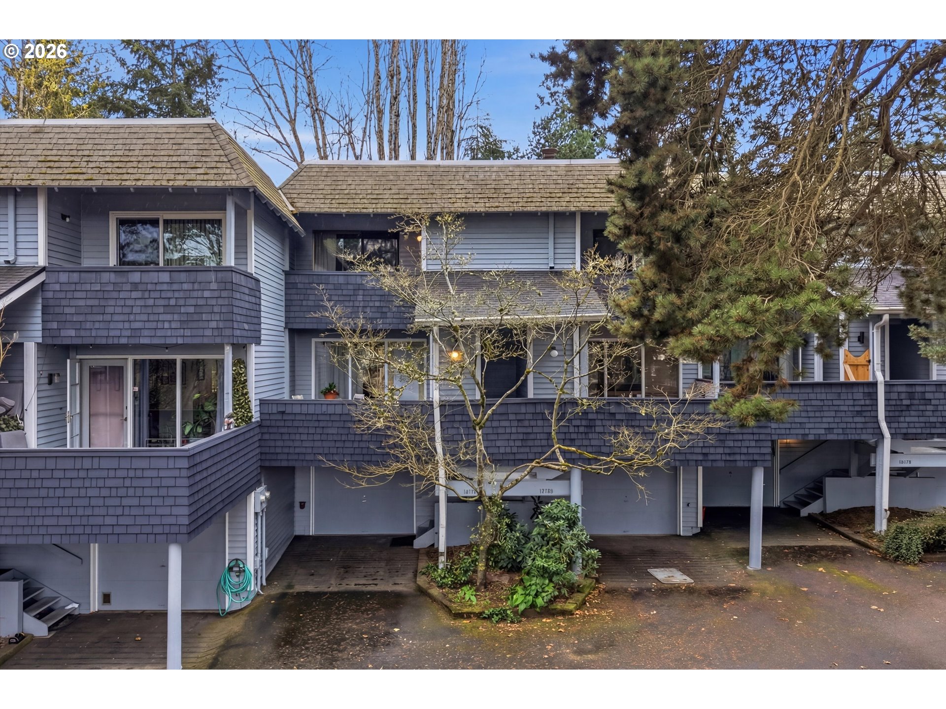 19727 QUAIL HOLLOW DR - RMLS #361944529