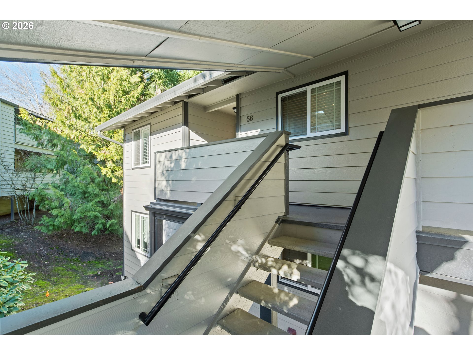 29720 COURTSIDE DR - RMLS #384132270