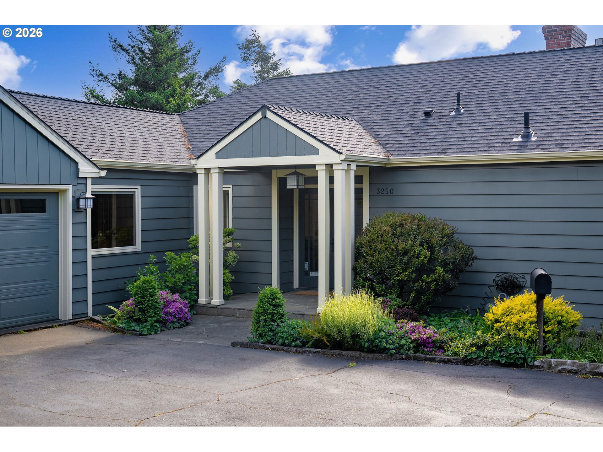 3250 DONNER WAY CT - RMLS #391891899