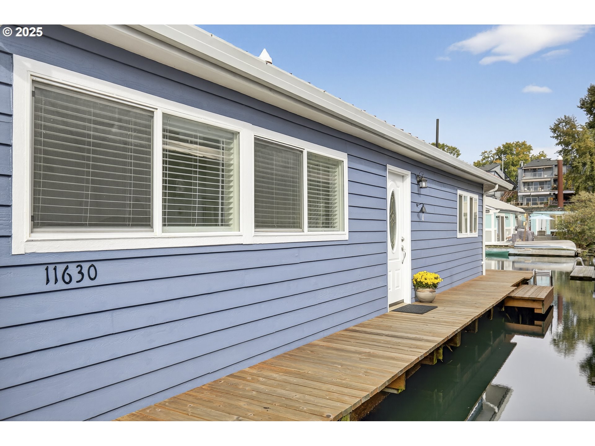 11630 Island Cove LN - RMLS #395676166