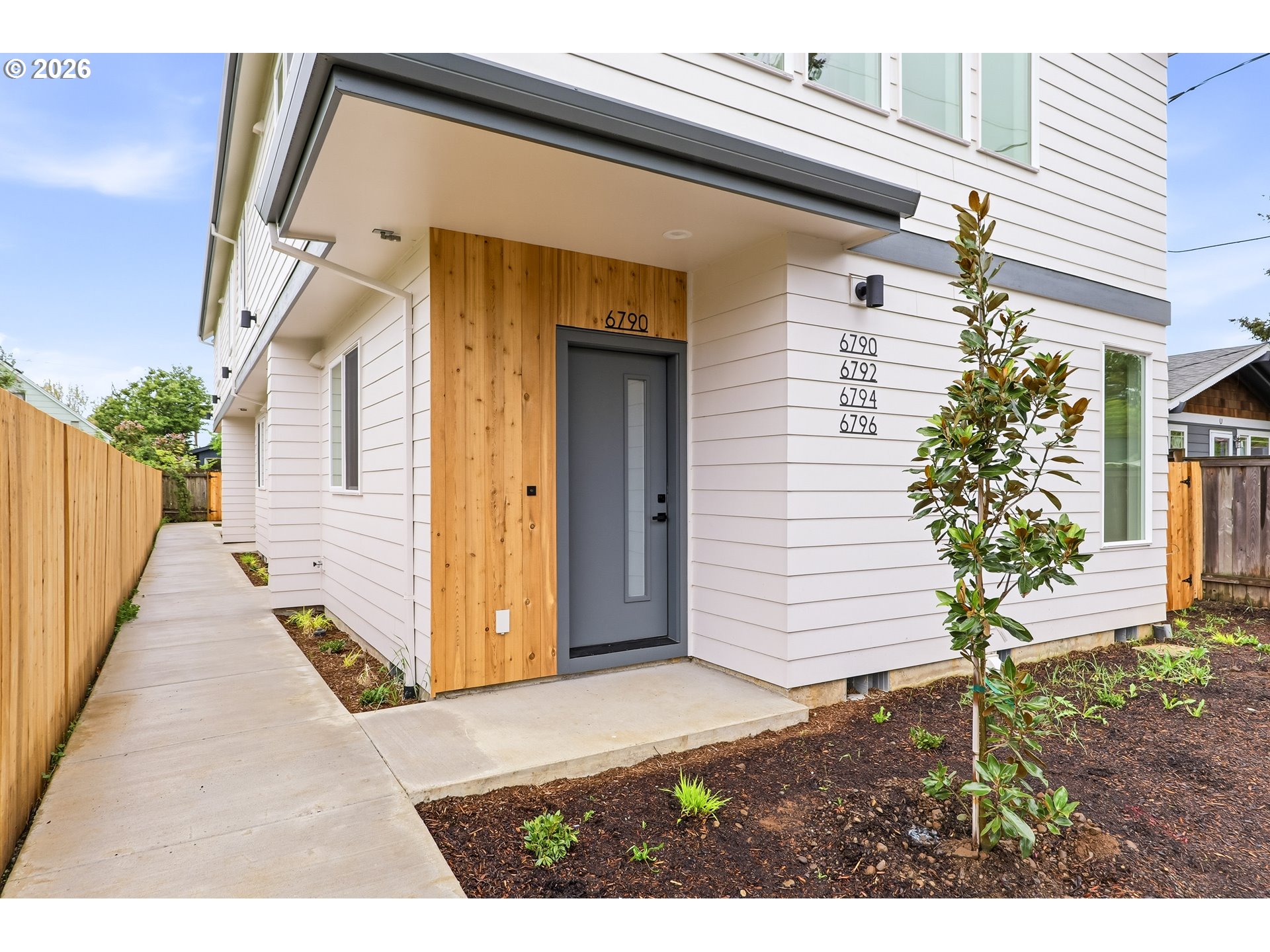 6792 Insley St - RMLS #405315334