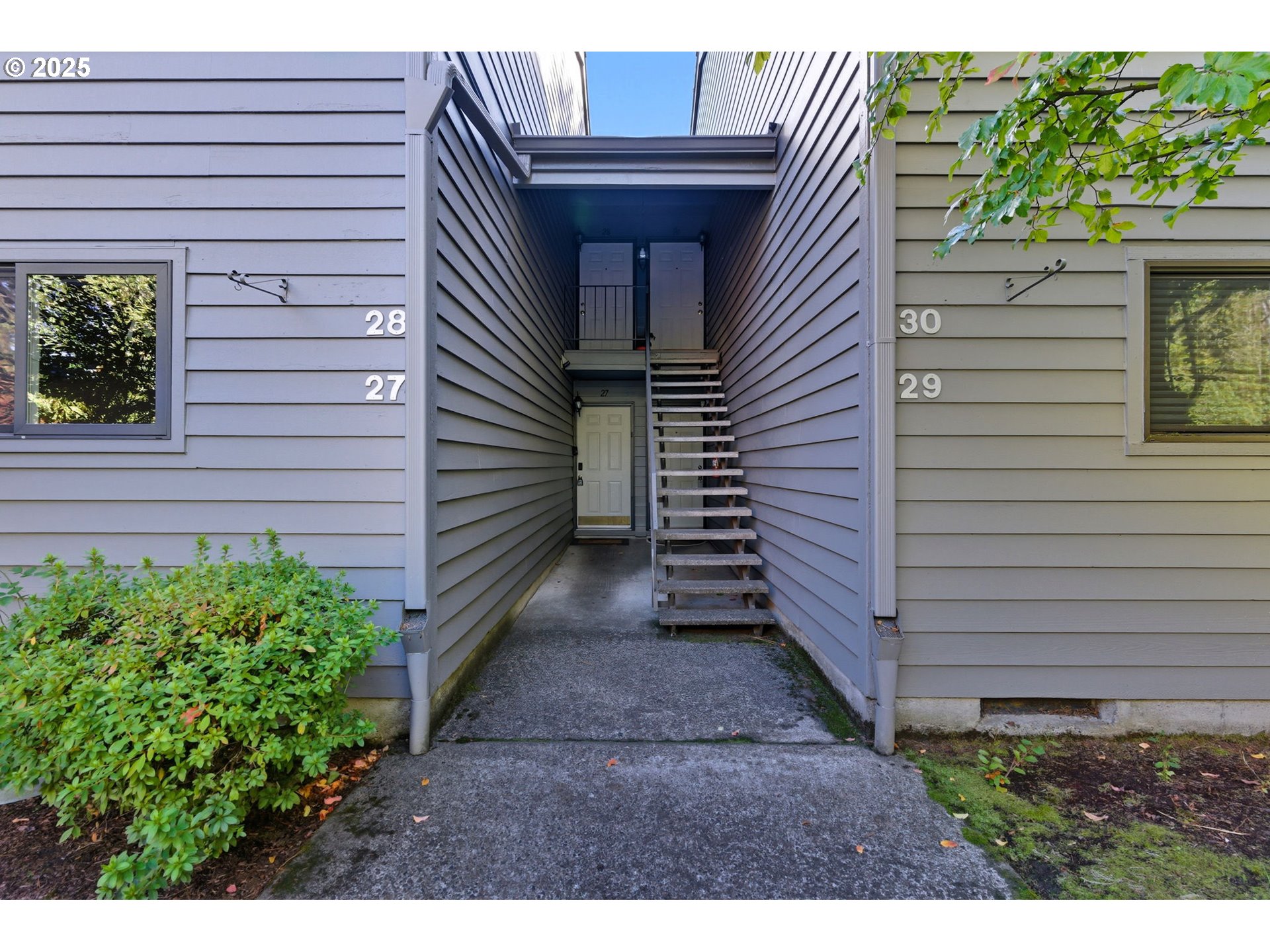 6745 SCHOLLS FERRY RD - RMLS #409321099