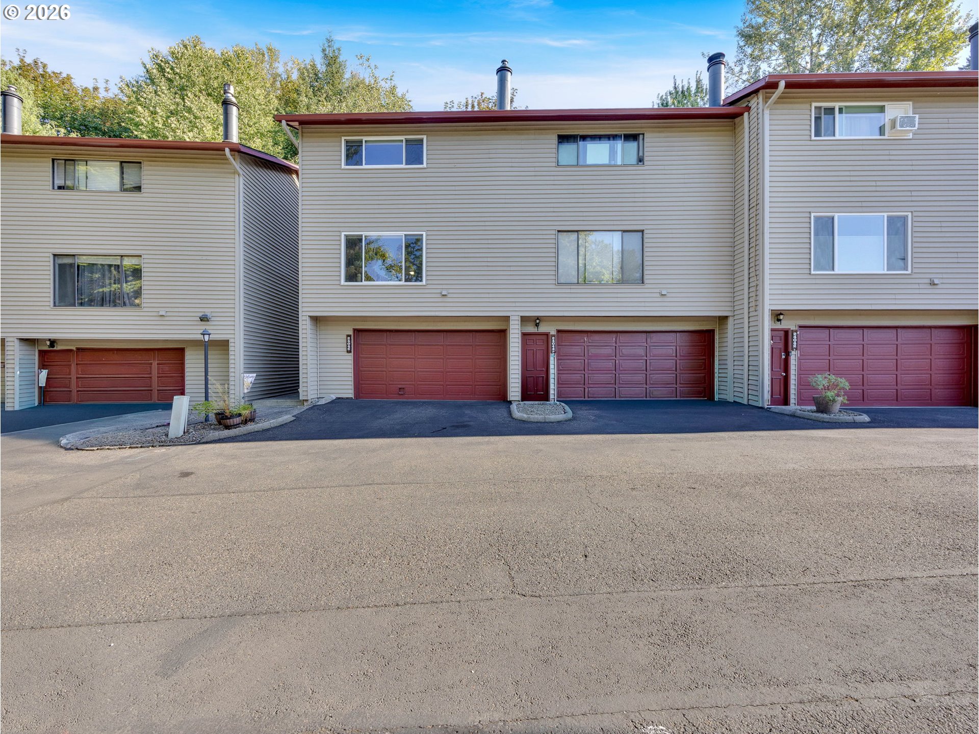 24046 TREEHILL DR - RMLS #414931554