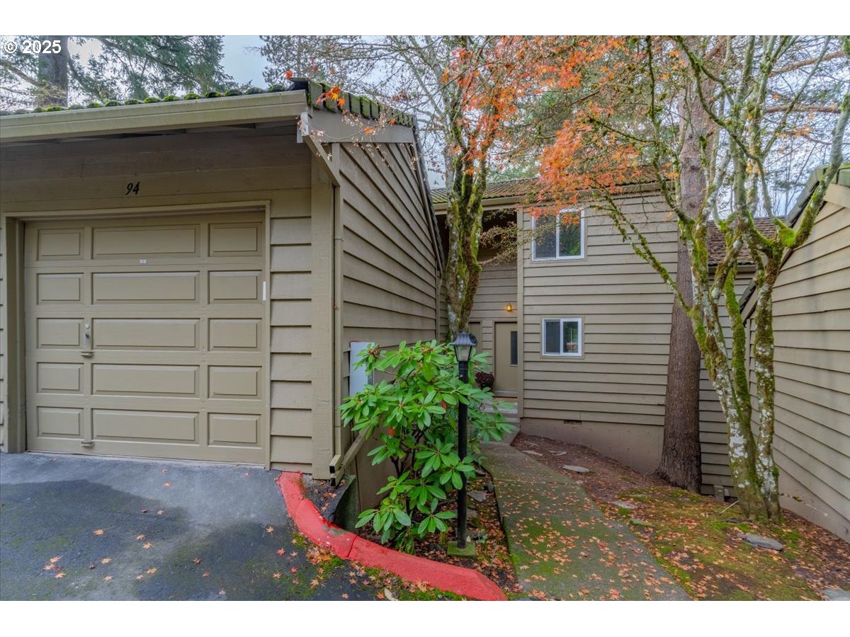 94 CERVANTES CIR - RMLS #432217929