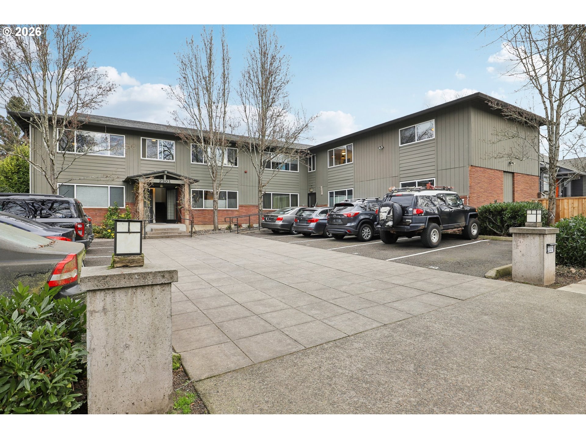 2301 CARUTHERS ST - RMLS #435163978