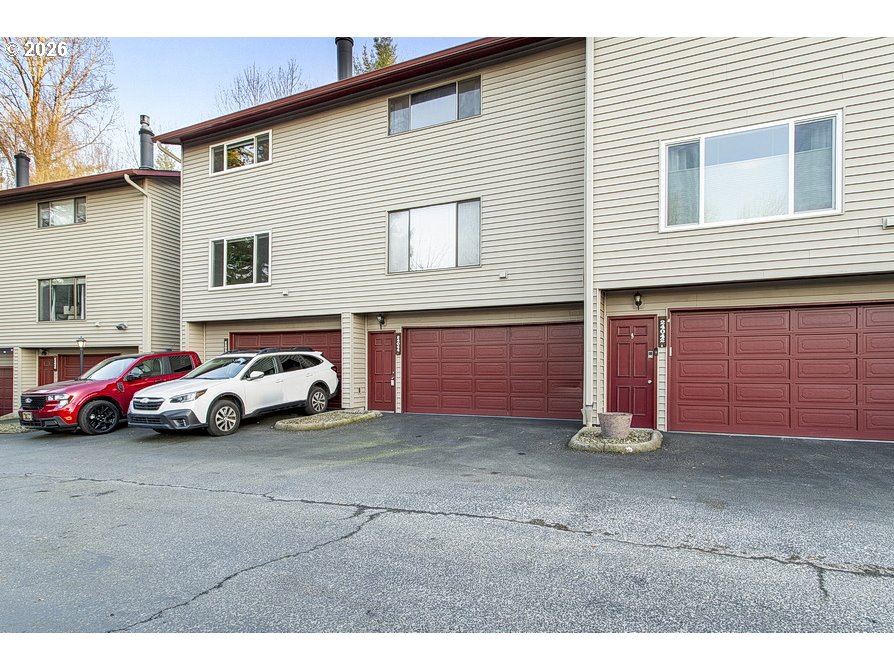 24044 TREEHILL DR - RMLS #443656172