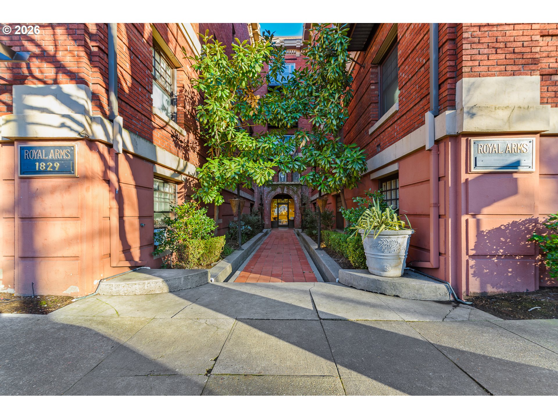 1829 LOVEJOY ST - RMLS #461178047