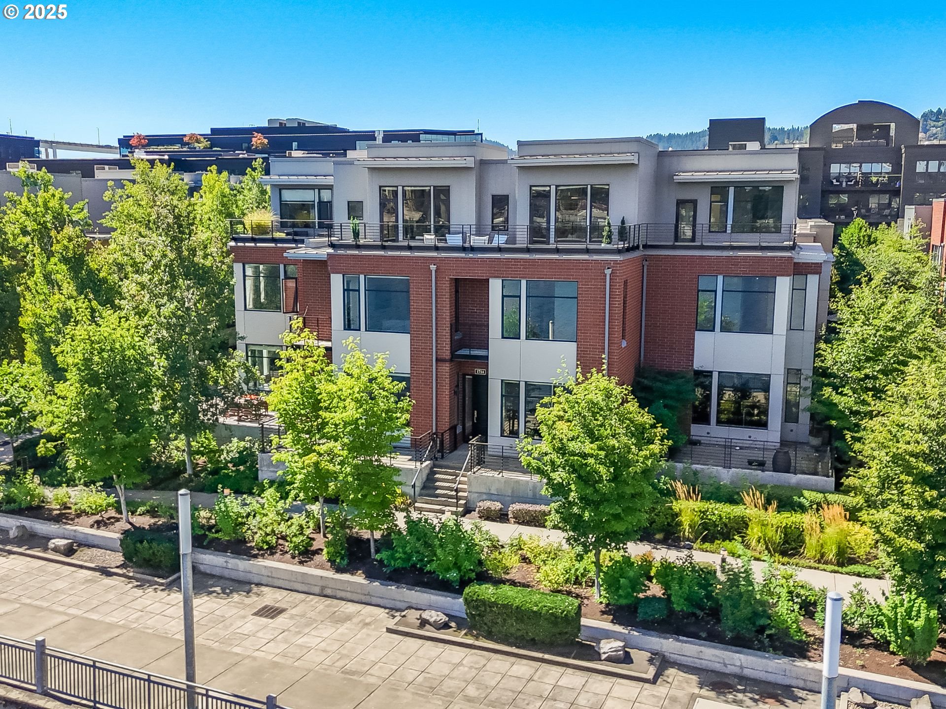 1714 RIVERSCAPE ST - RMLS #487347373