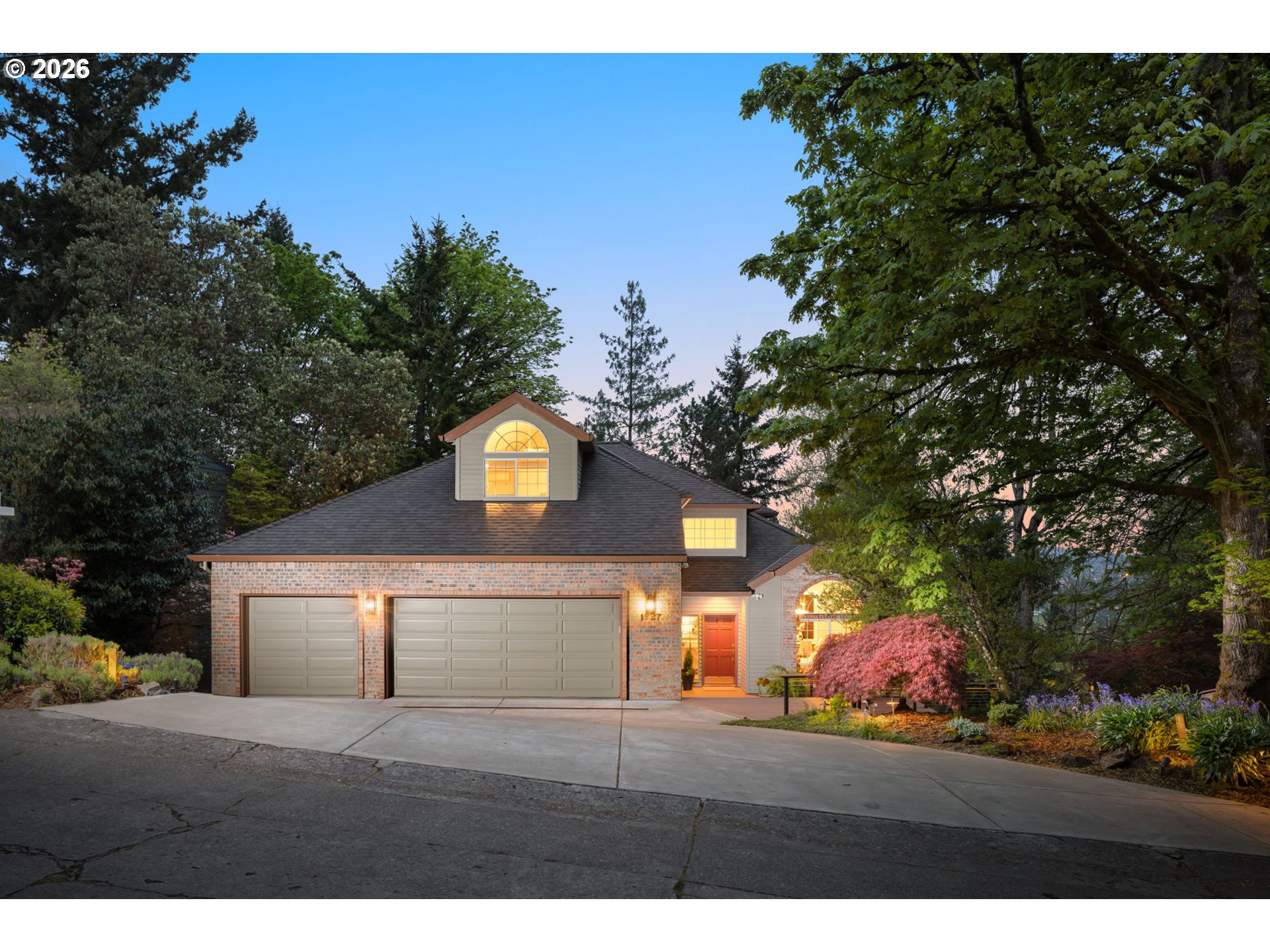 1727 WESTWOOD DR - RMLS #536757280