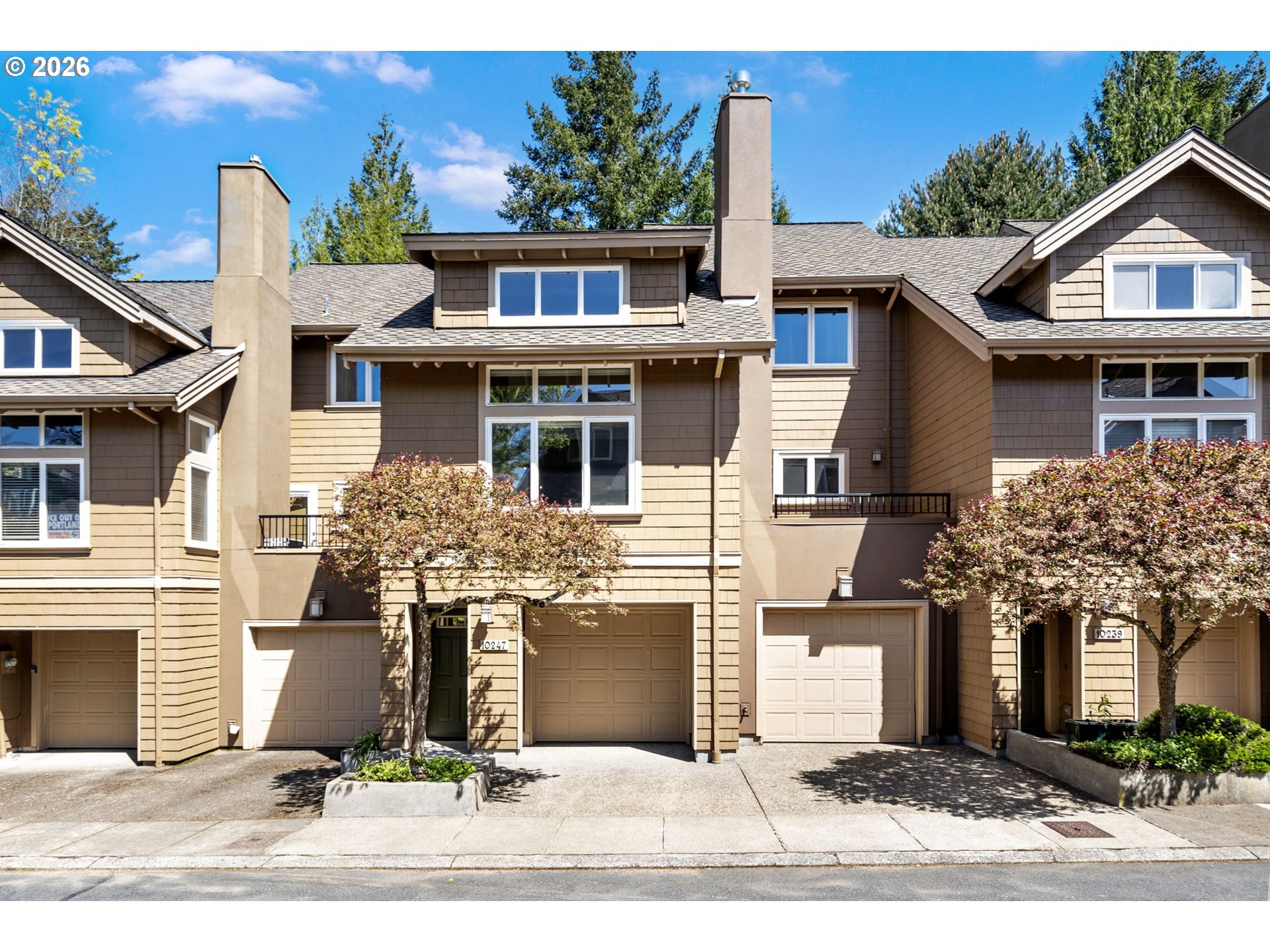 10247 VILLAGE HEIGHTS DR - RMLS #547914184
