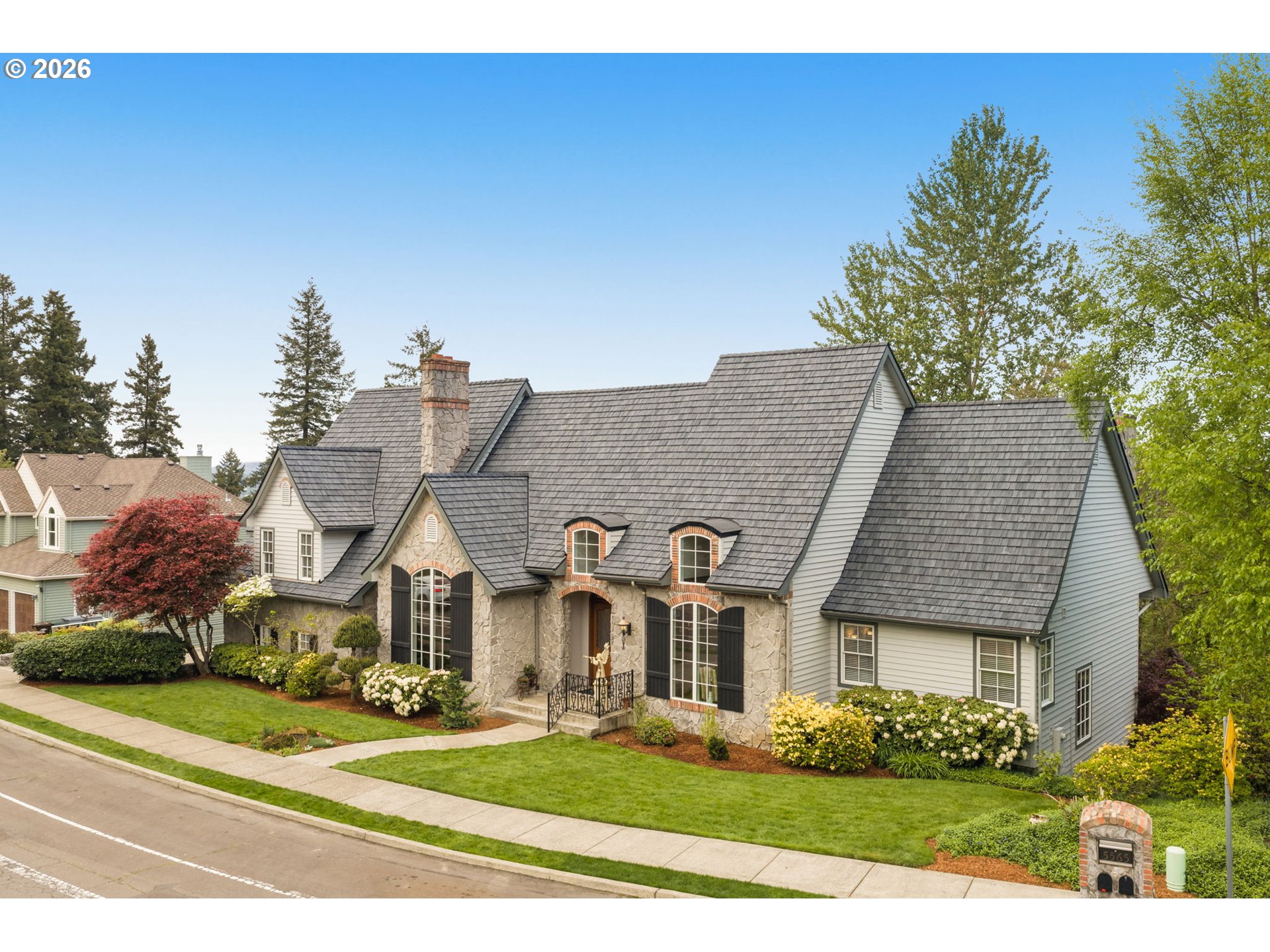 5565 SUMMIT ST - RMLS #551072956