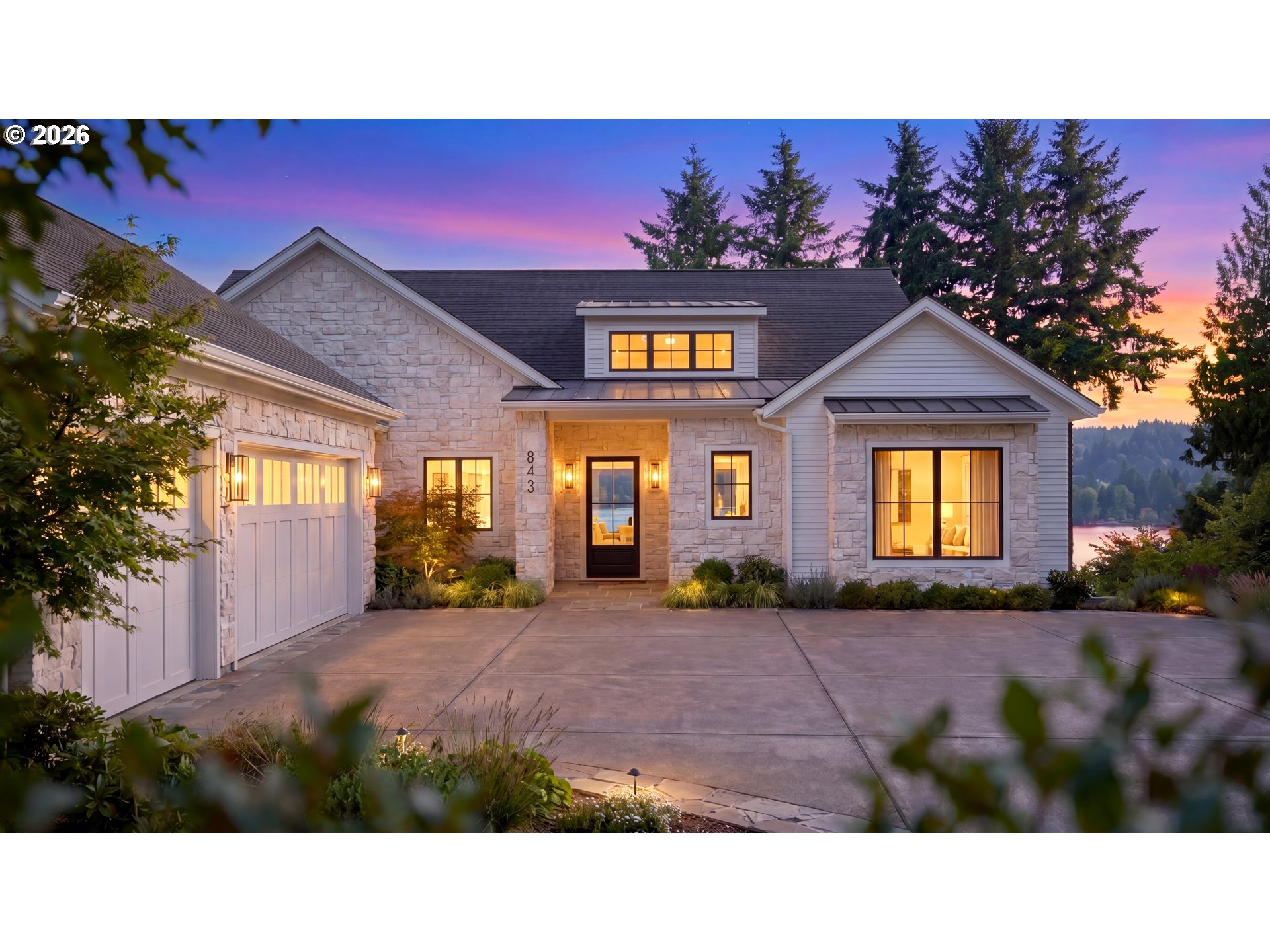 843 TERRACE DR - RMLS #561633719