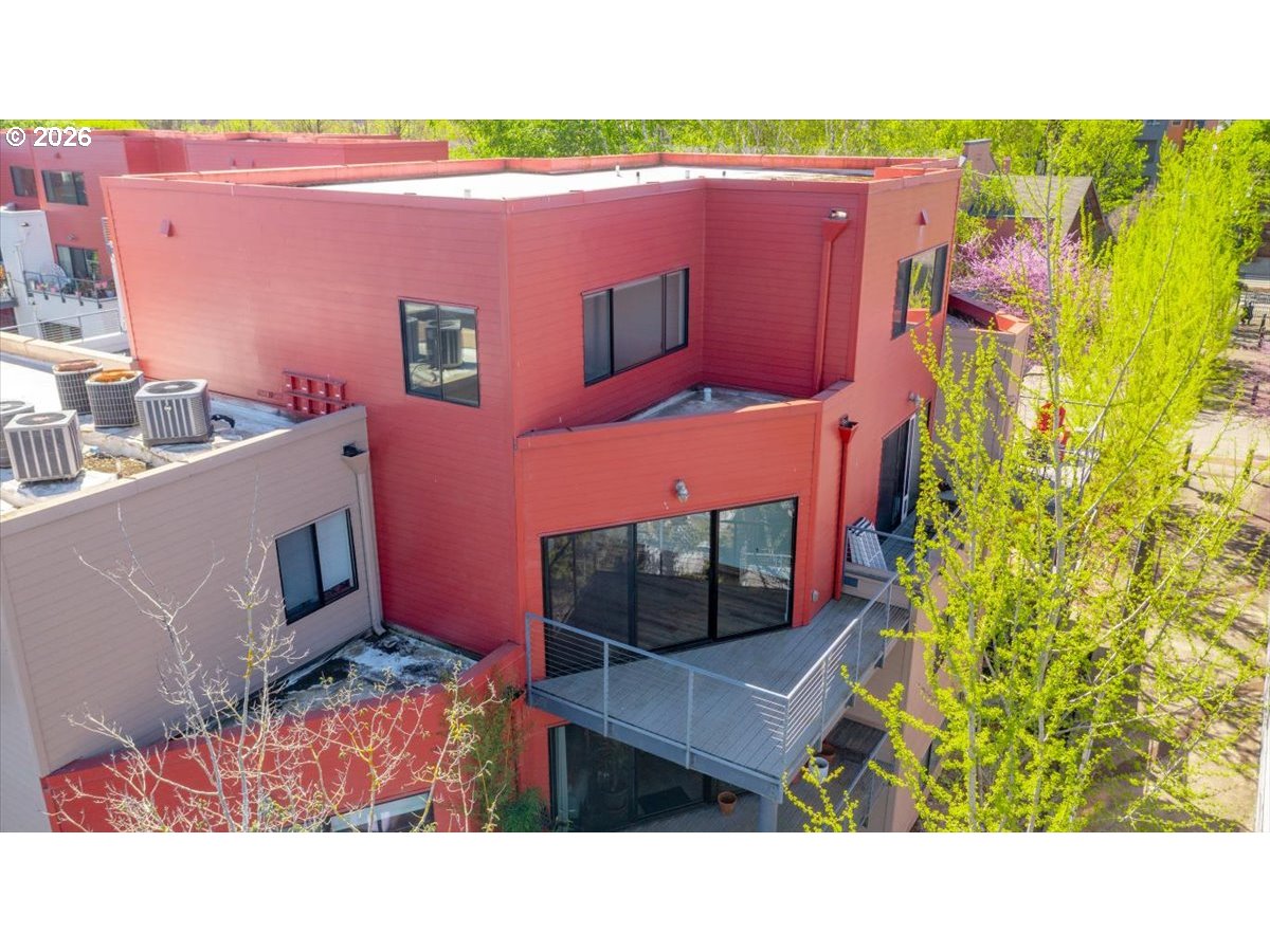 820 NAITO PKWY - RMLS #563830067