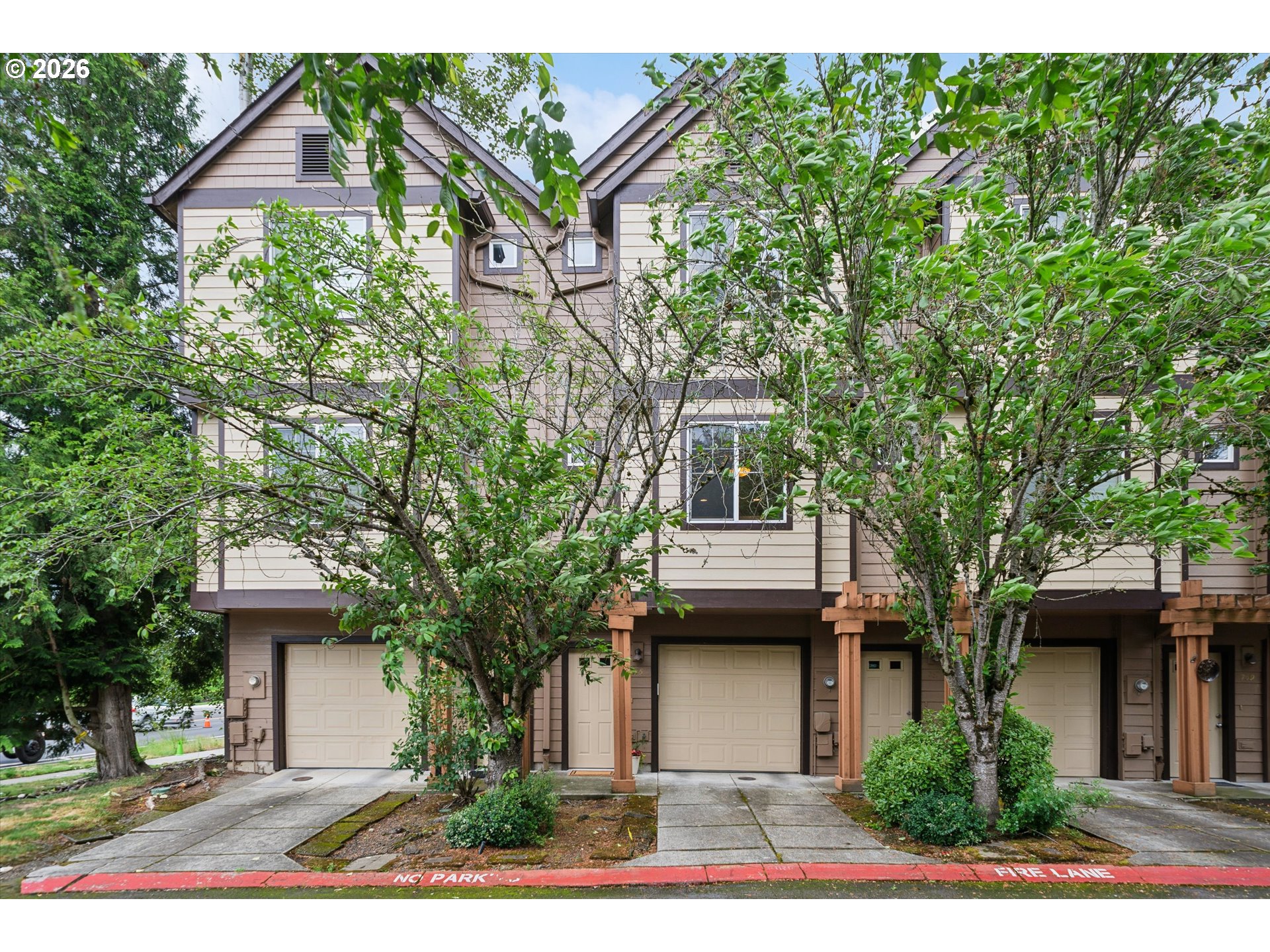 775 DILLAN DR - RMLS #578333845