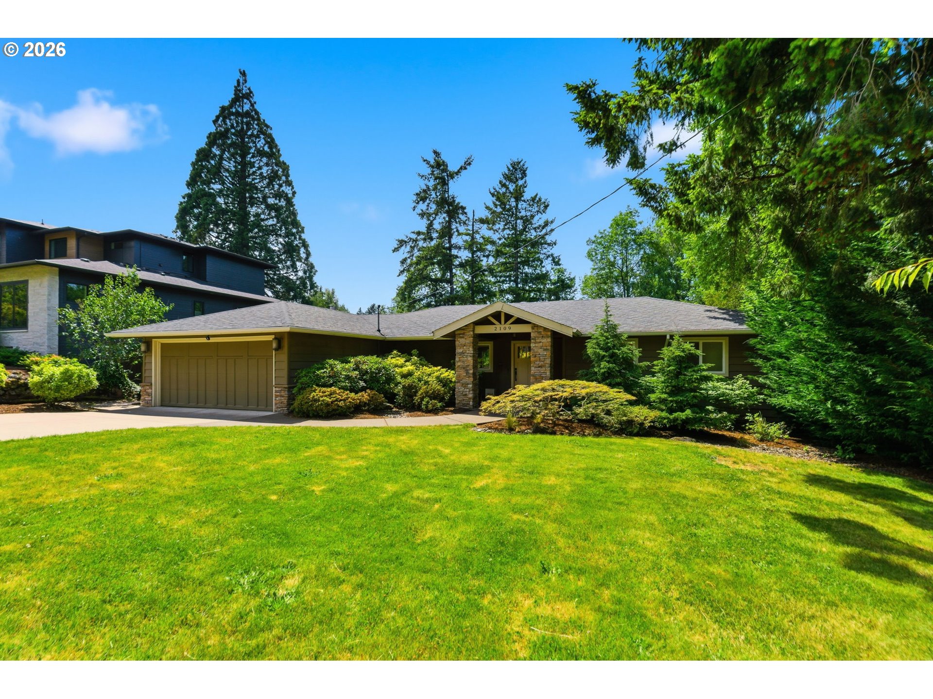 2109 WEMBLEY PARK RD - RMLS #597105983