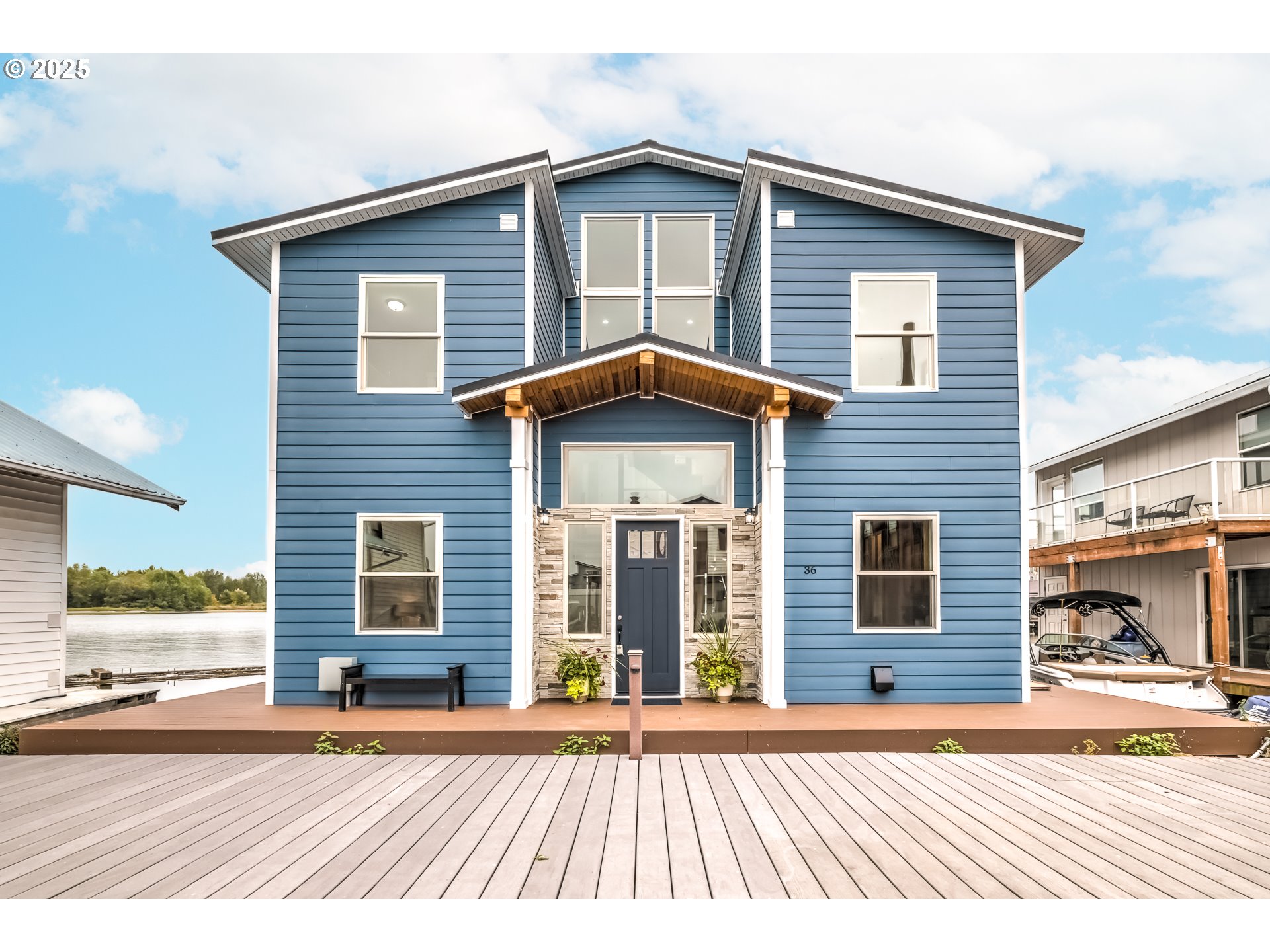 18989 MARINE DR - RMLS #607152021
