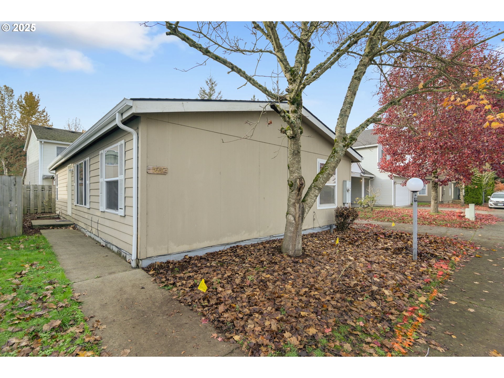 521 MARINERS LOOP - RMLS #696663519