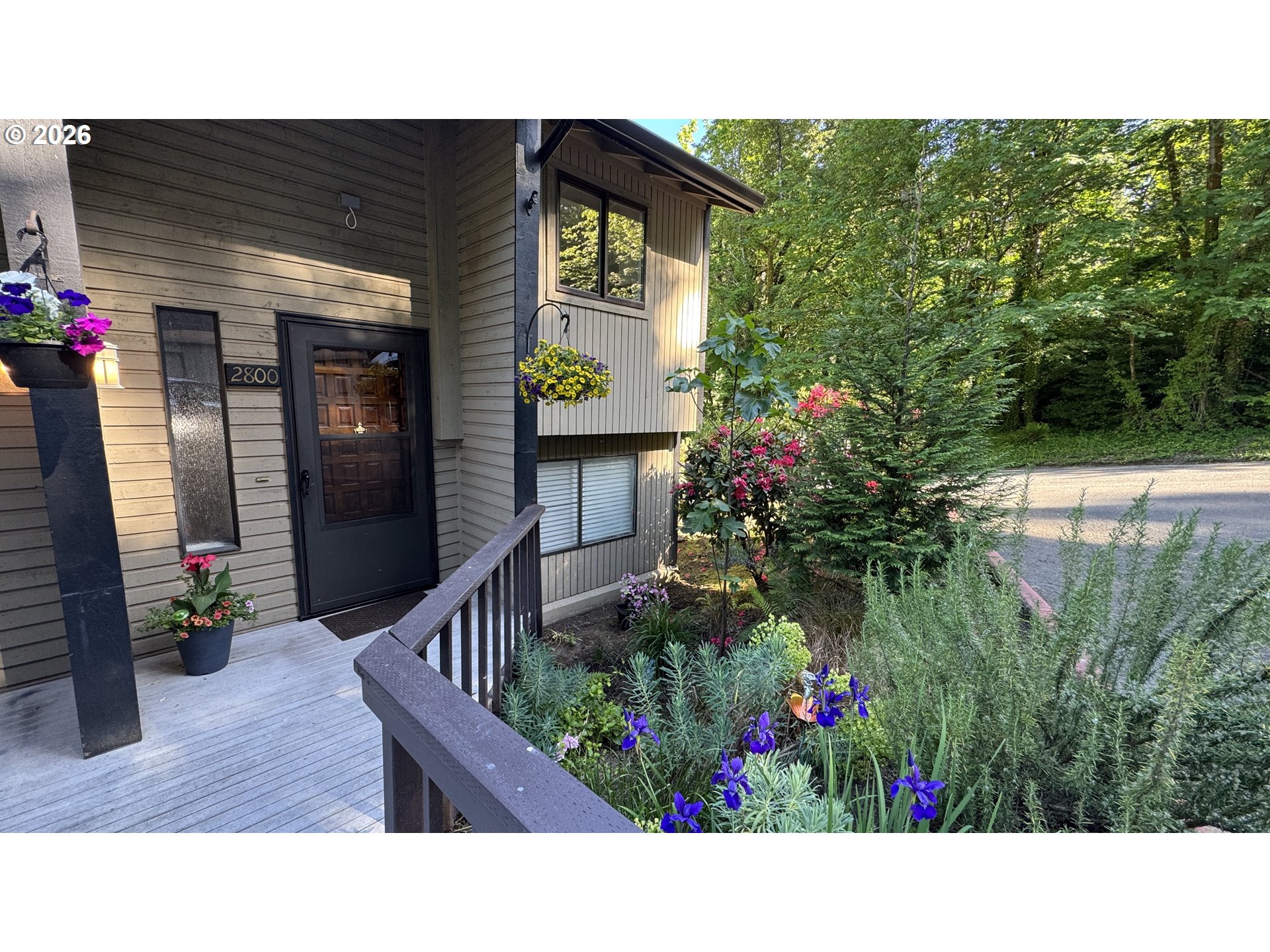 2800 TREETOP LN - RMLS #703249435