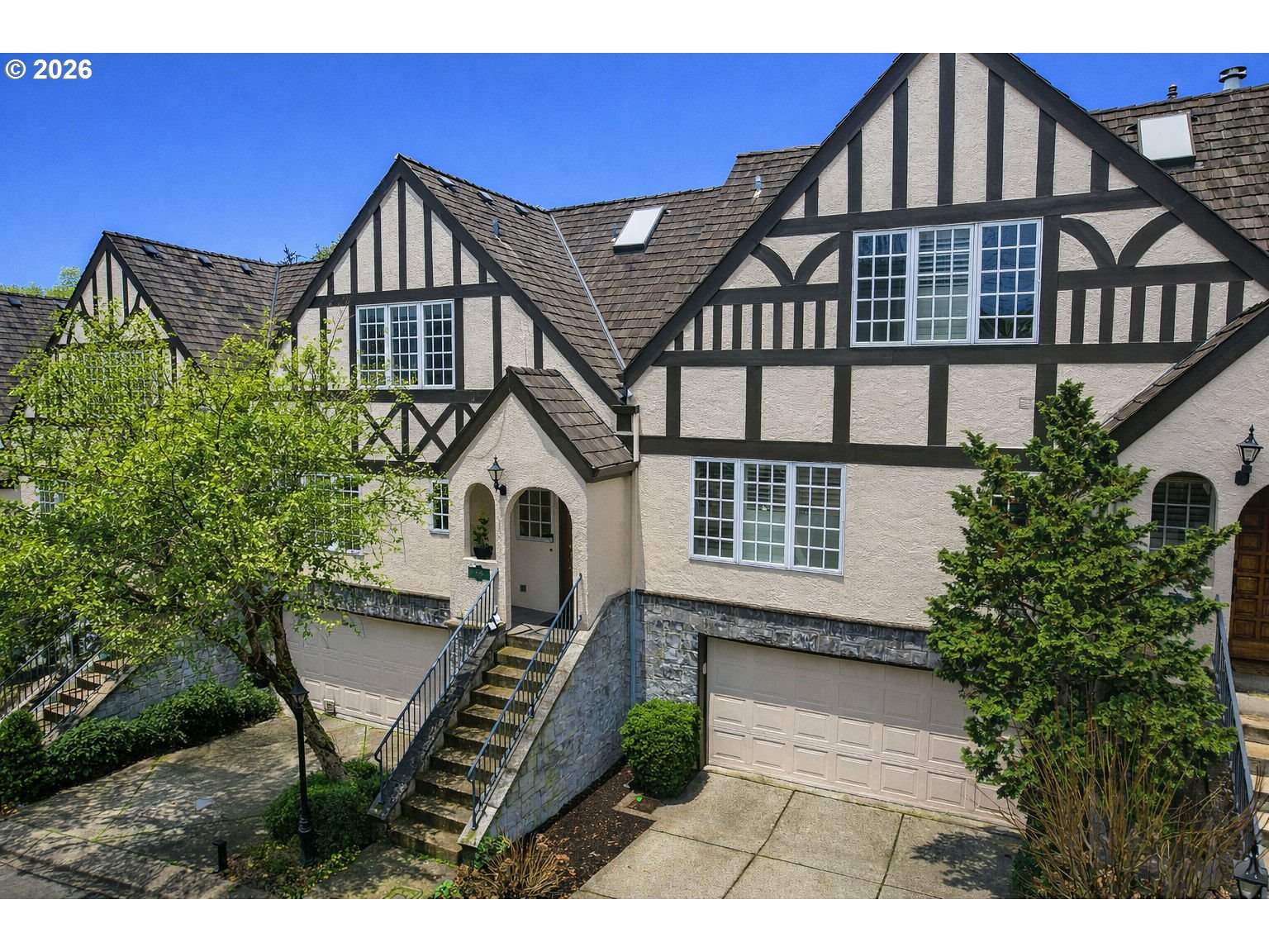 1915 YORKSHIRE LN - RMLS #714041433
