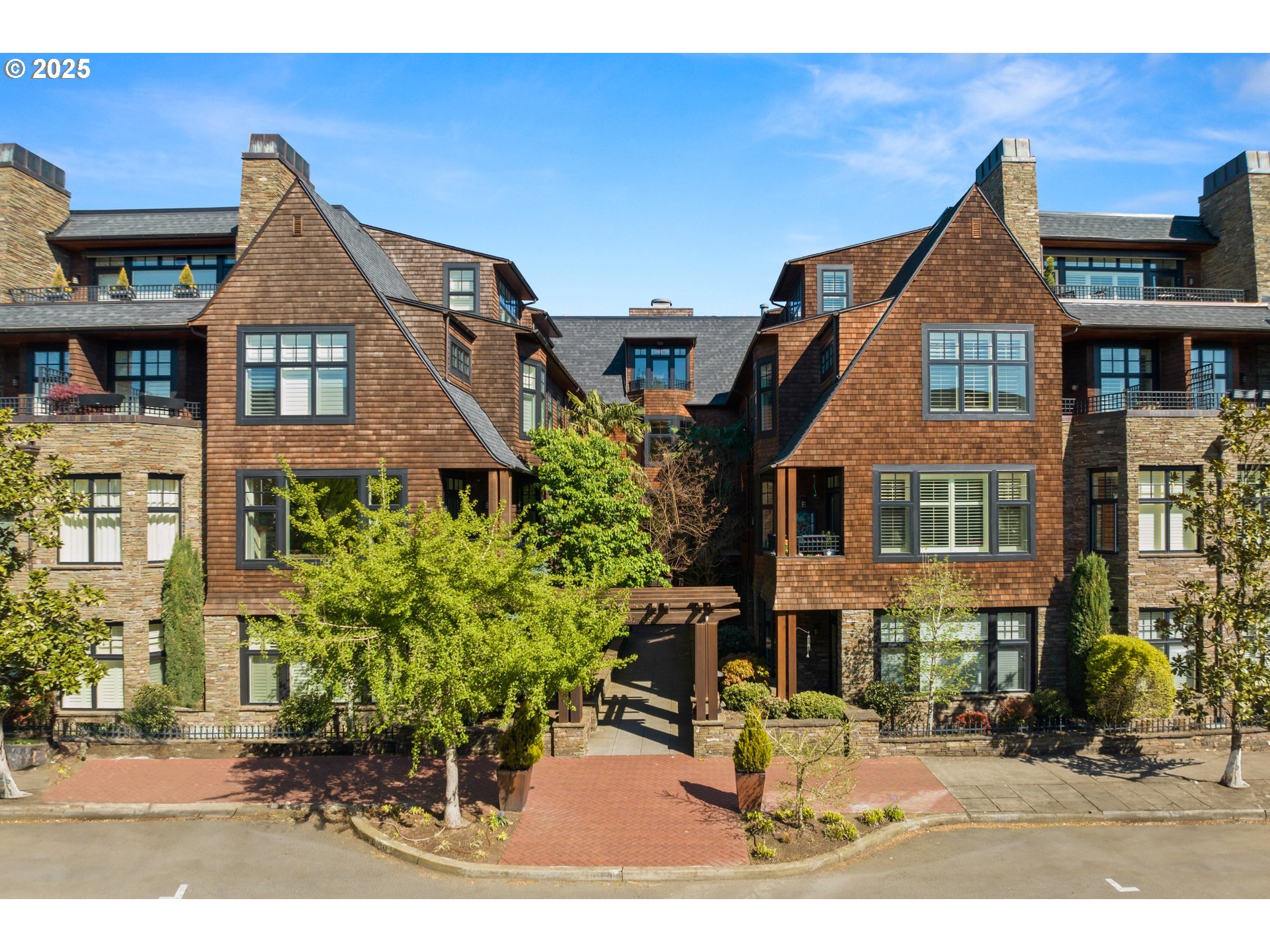 527 2ND ST - RMLS #729159413