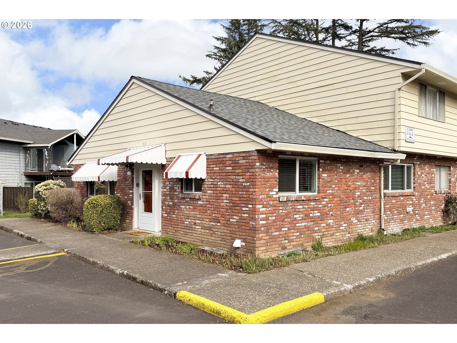 1514 HOGAN DR - RMLS #730206746